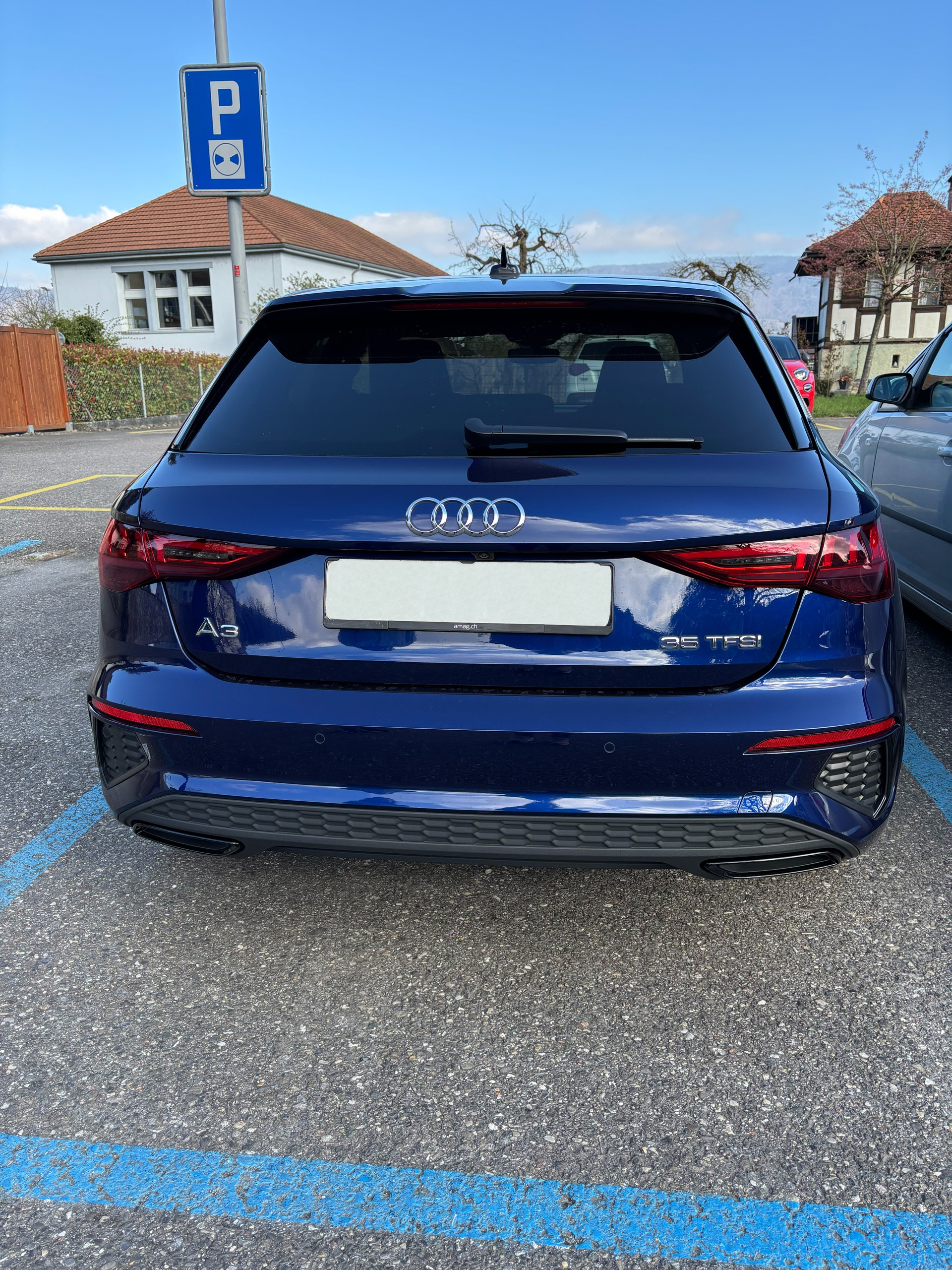 AUDI 1.5 35 TFSI S Line Attraction S-Tronic-image-5