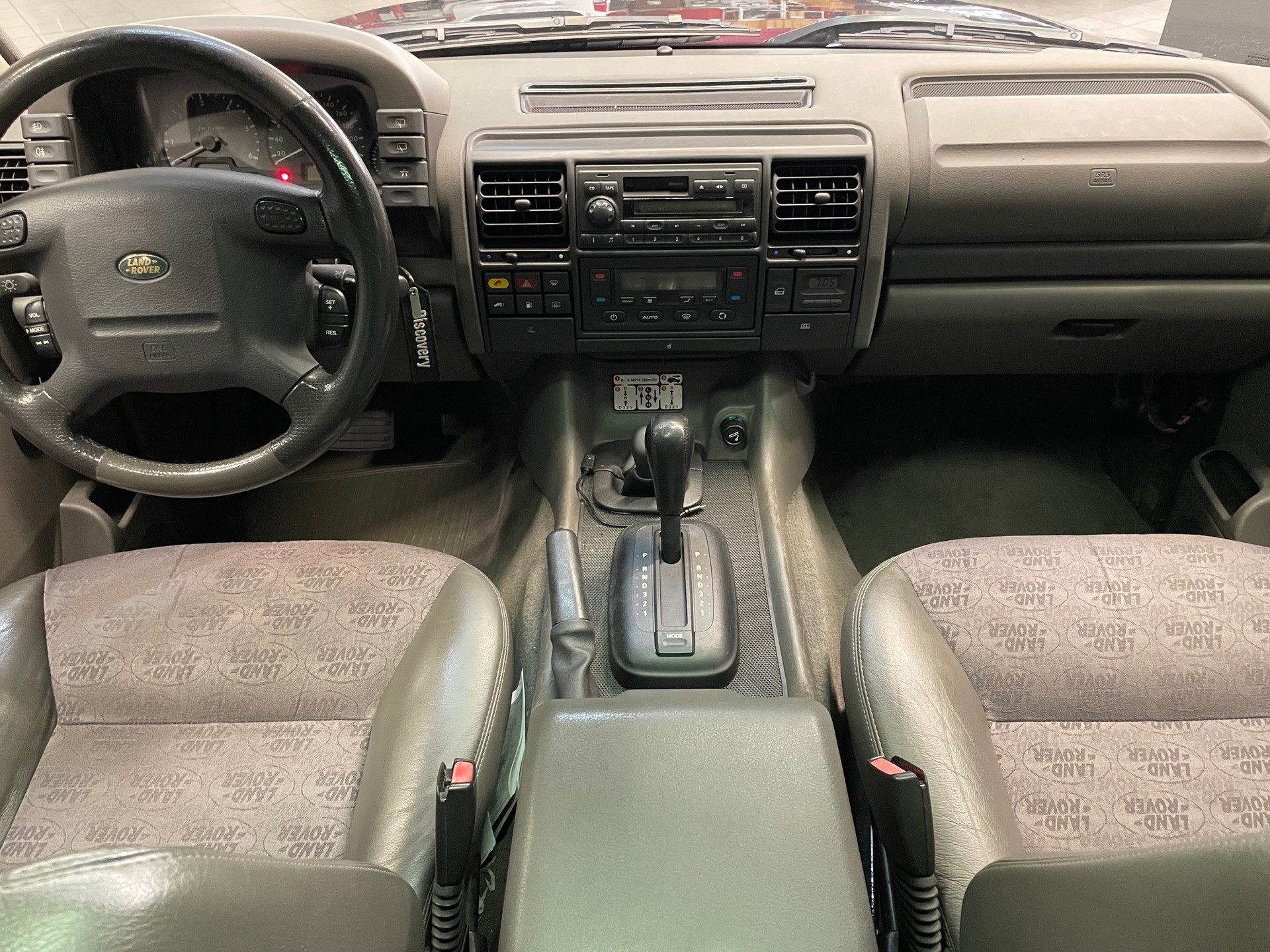 LAND ROVER Td5 - 2.5 Turbodiesel-image-10