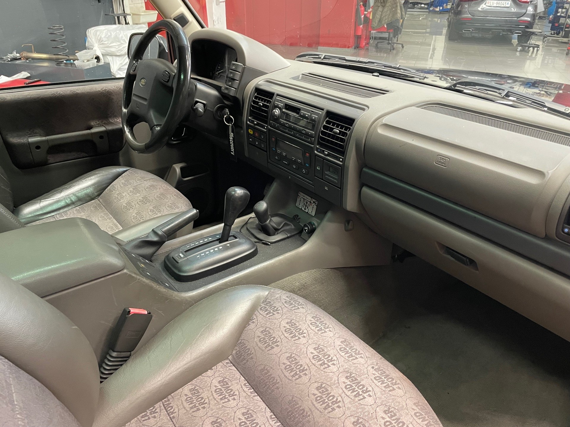 LAND ROVER Td5 - 2.5 Turbodiesel-image-8