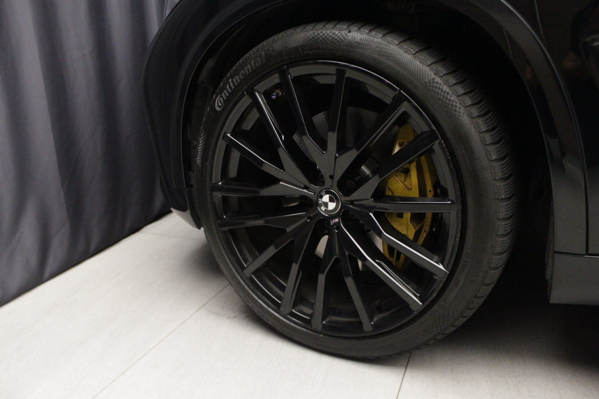 BMW X5 xDrive M50i Steptronic-image-22