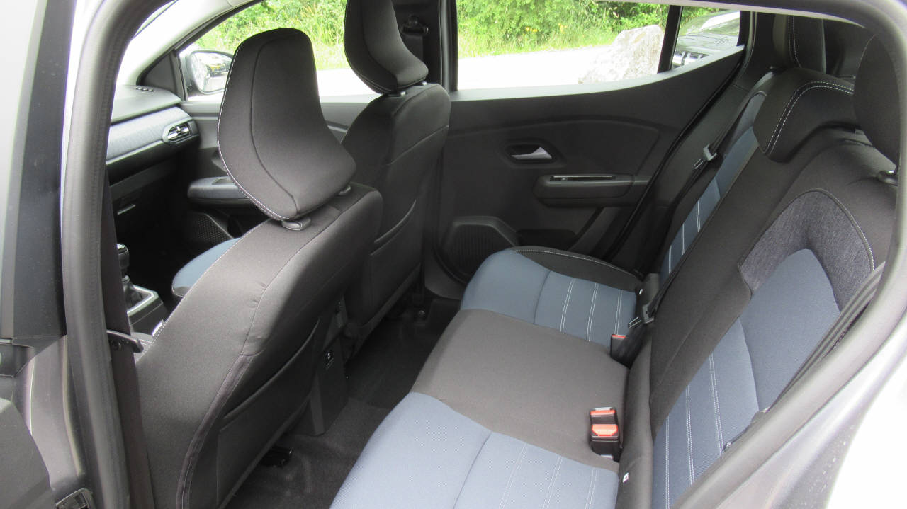 DACIA Sandero 1.0 TCe 100 Journey-image-7