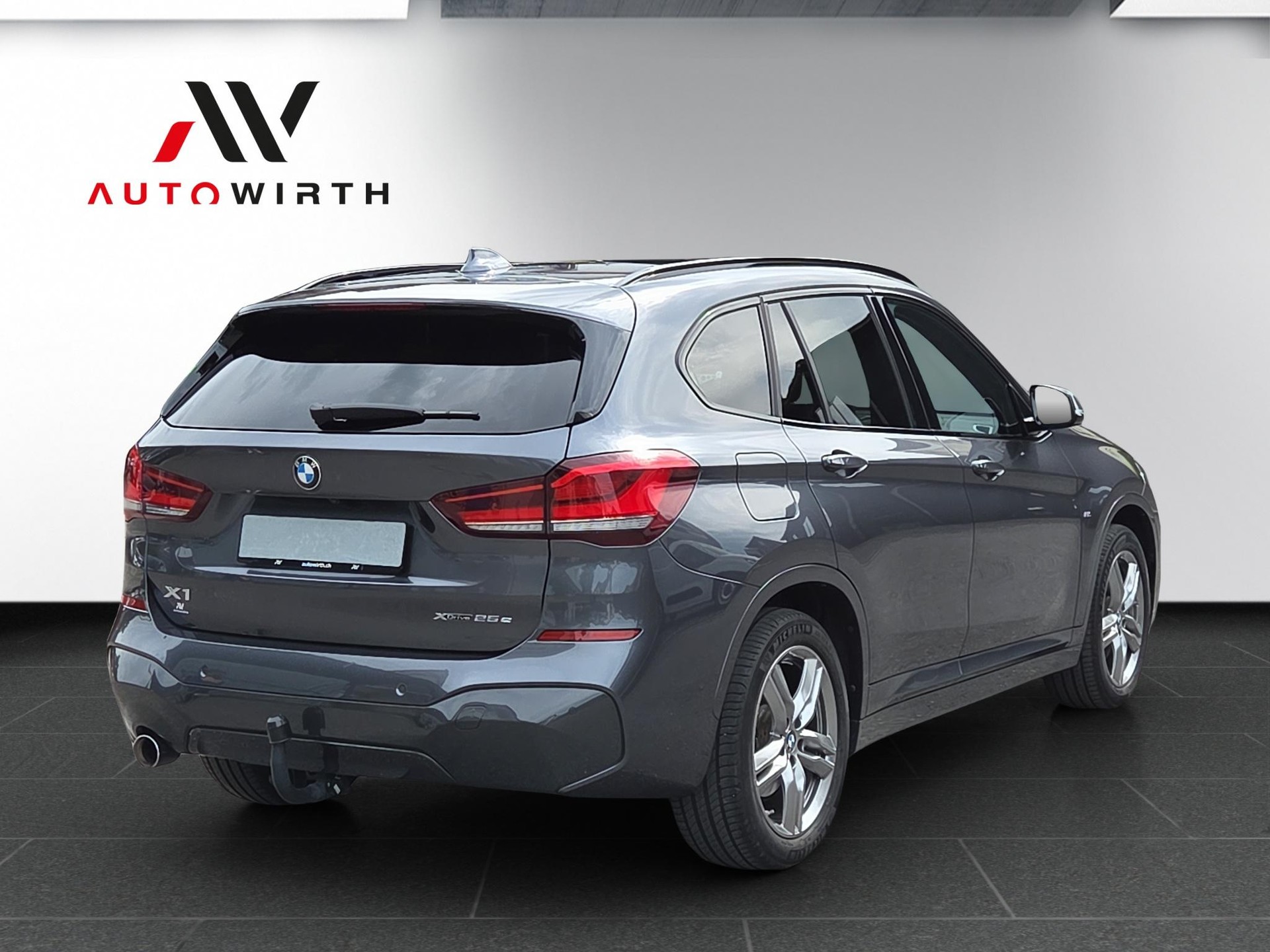 BMW X1 25e xDrive-image-4