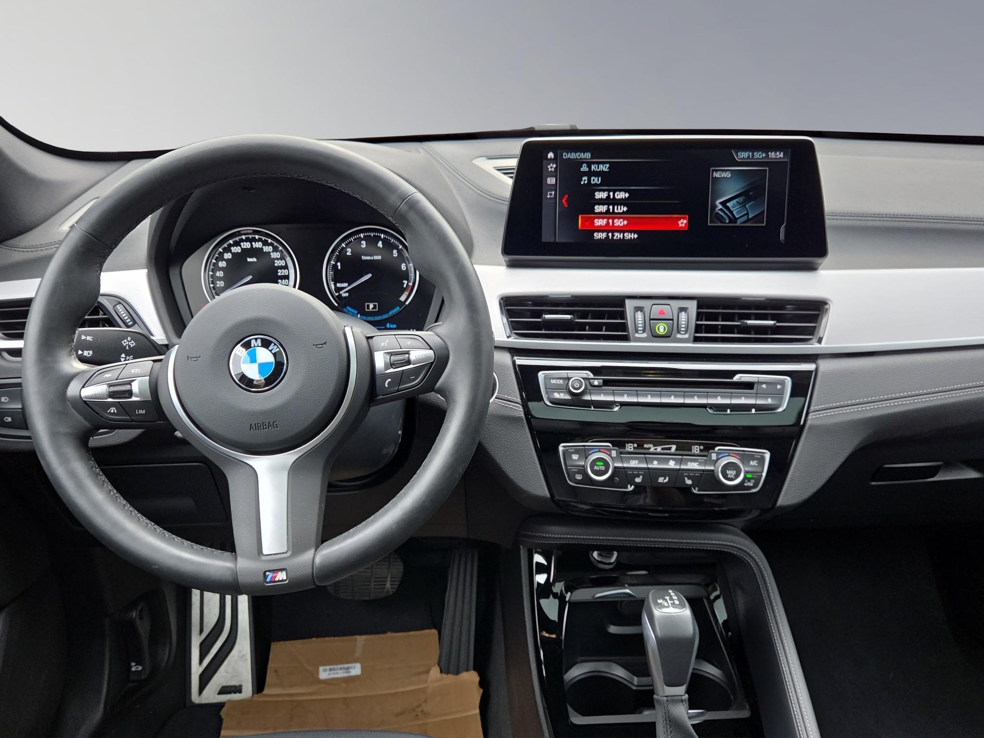 BMW X1 25e xDrive-image-11