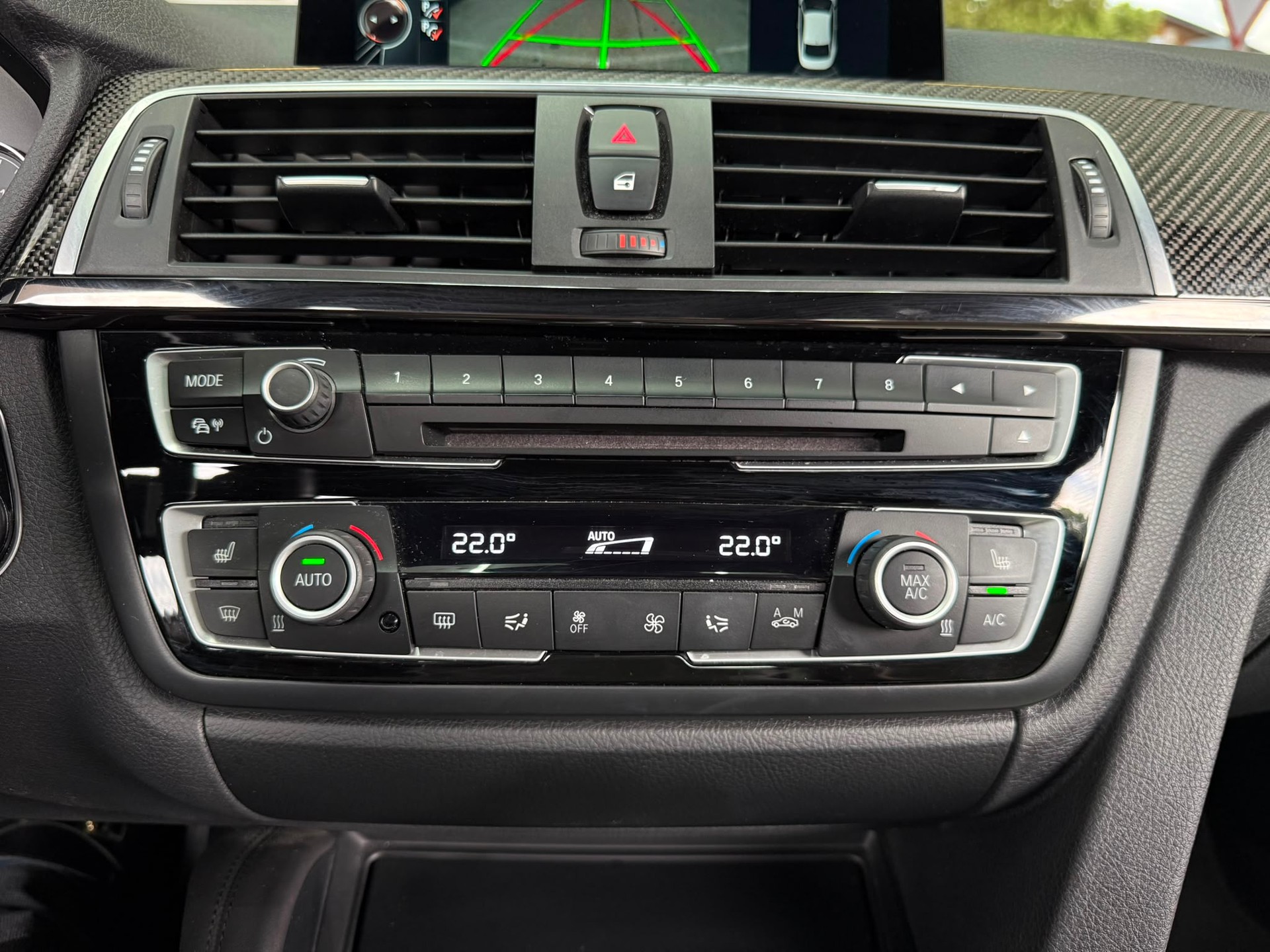 BMW M4 *HUD* *Harman/ Kardon* *Original Zustand* Coupé DKG-image-29