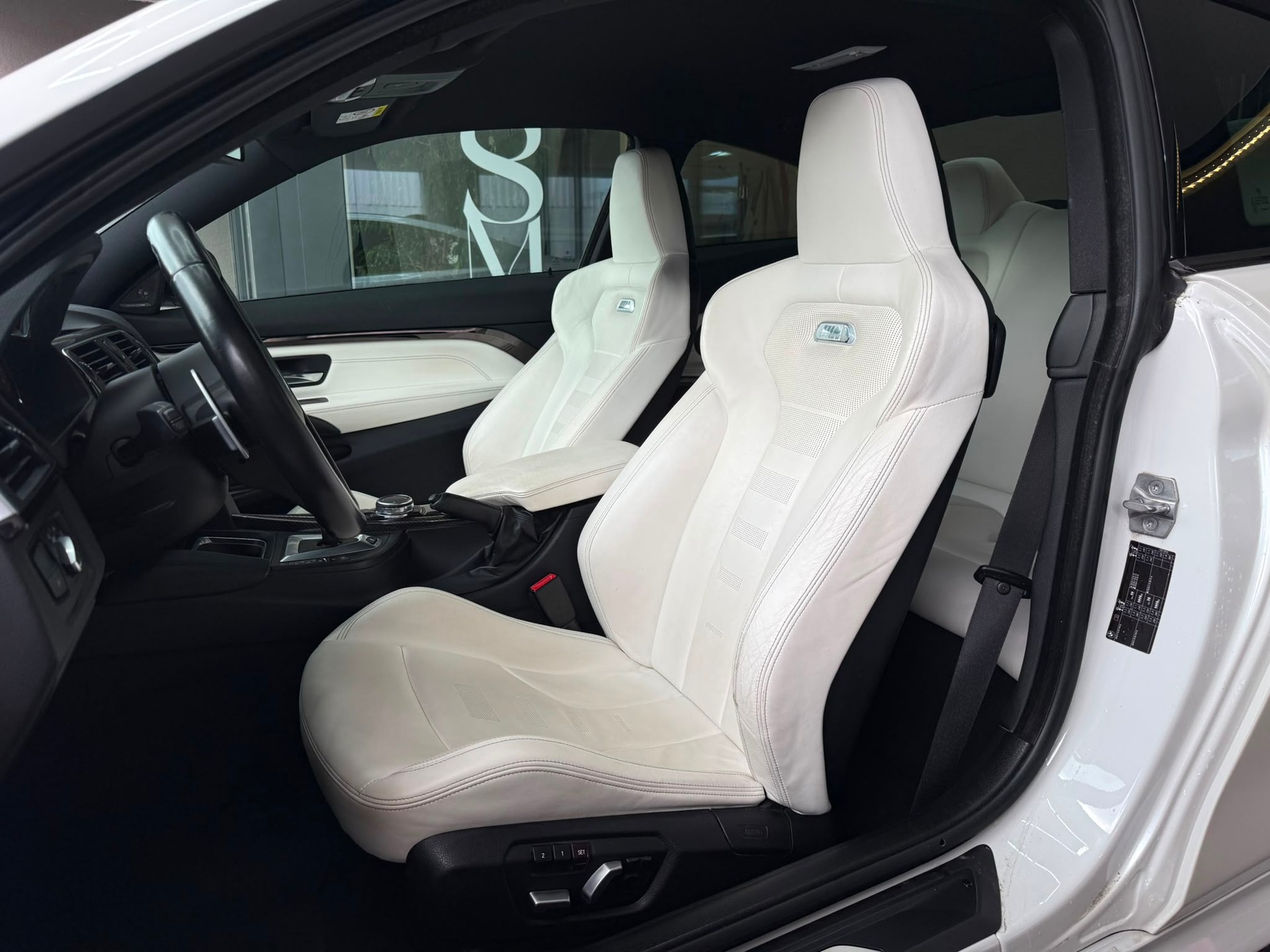 BMW M4 *HUD* *Harman/ Kardon* *Original Zustand* Coupé DKG-image-14