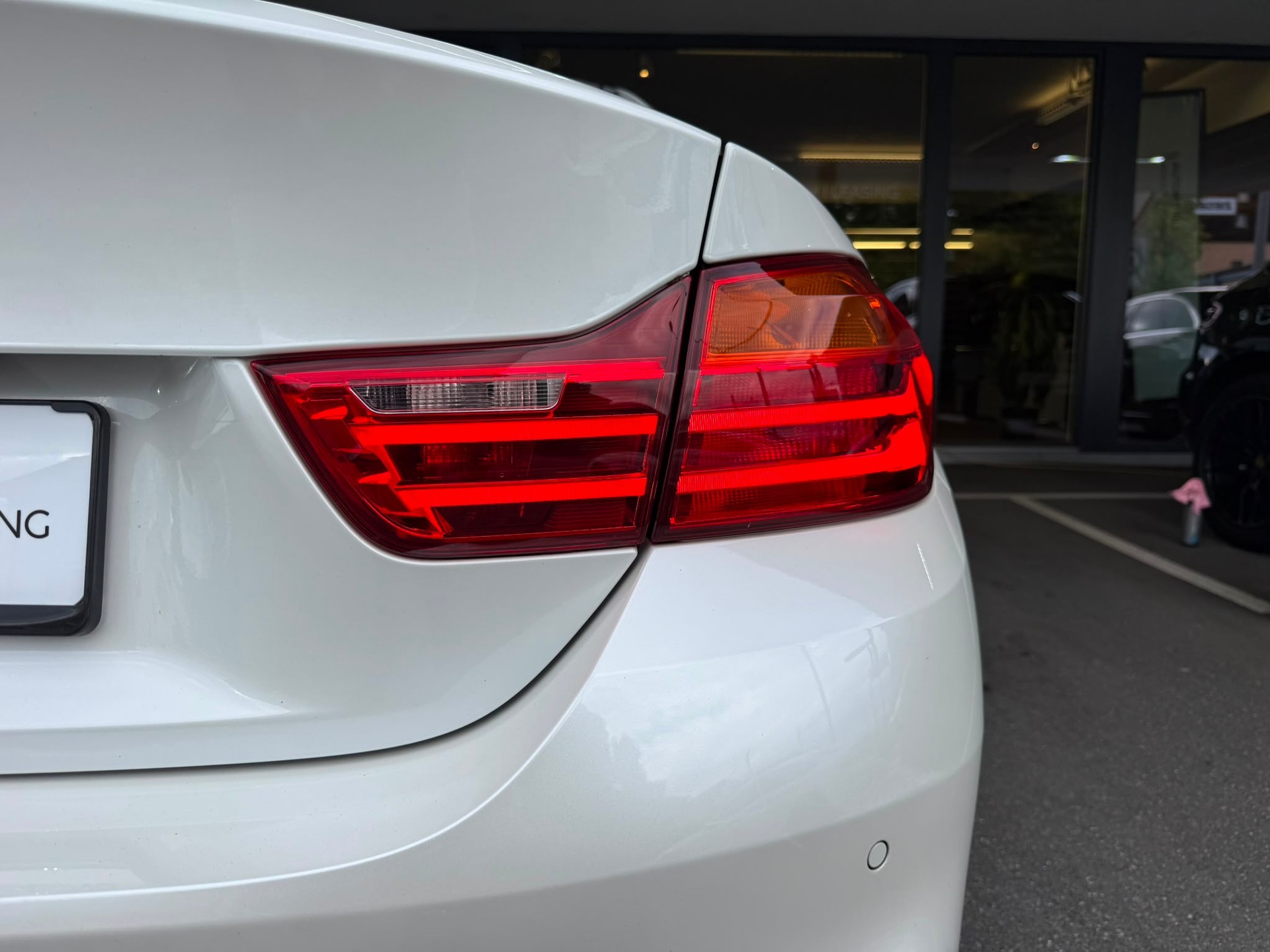 BMW M4 *HUD* *Harman/ Kardon* *Original Zustand* Coupé DKG-image-11