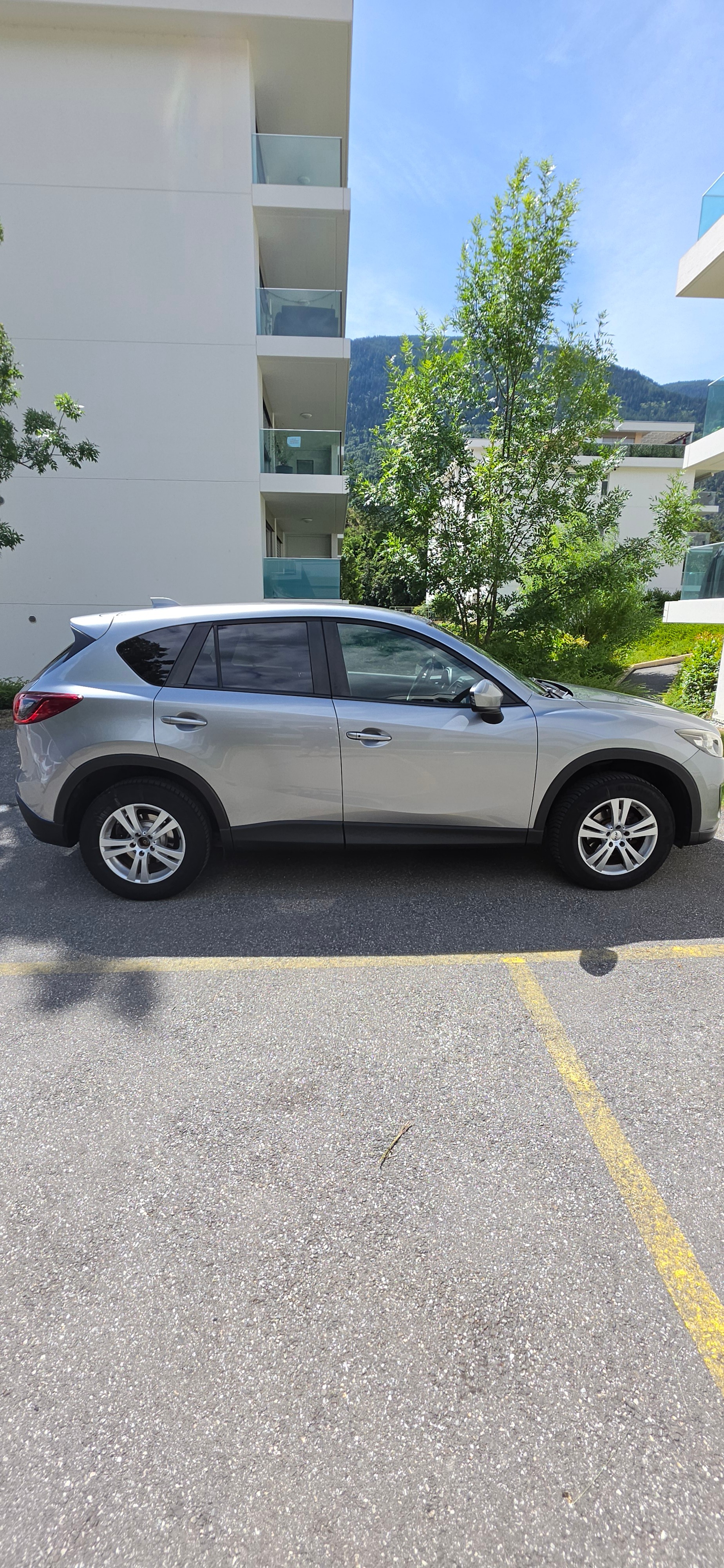 MAZDA 2.0 Ambition AWD-image-2