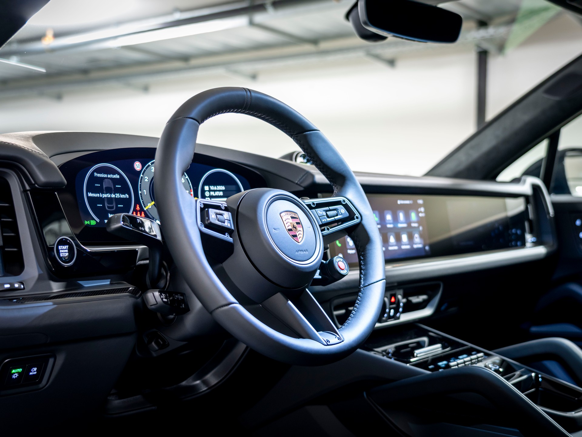 PORSCHE Cayenne Coupé Turbo E-Hybrid GT Tiptronic-image-8