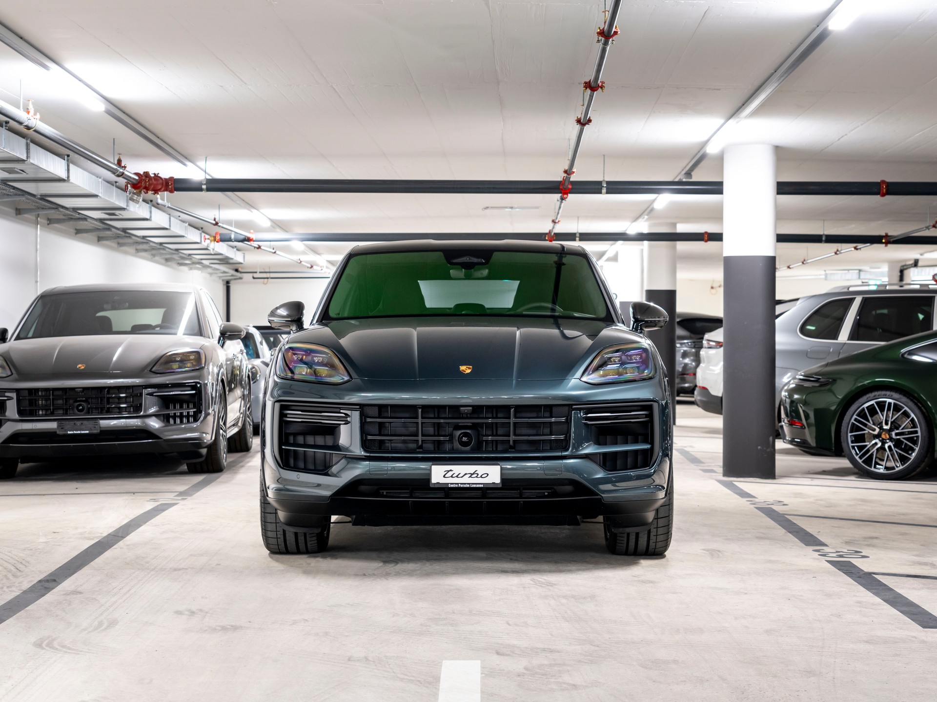 PORSCHE Cayenne Coupé Turbo E-Hybrid GT Tiptronic-image-3
