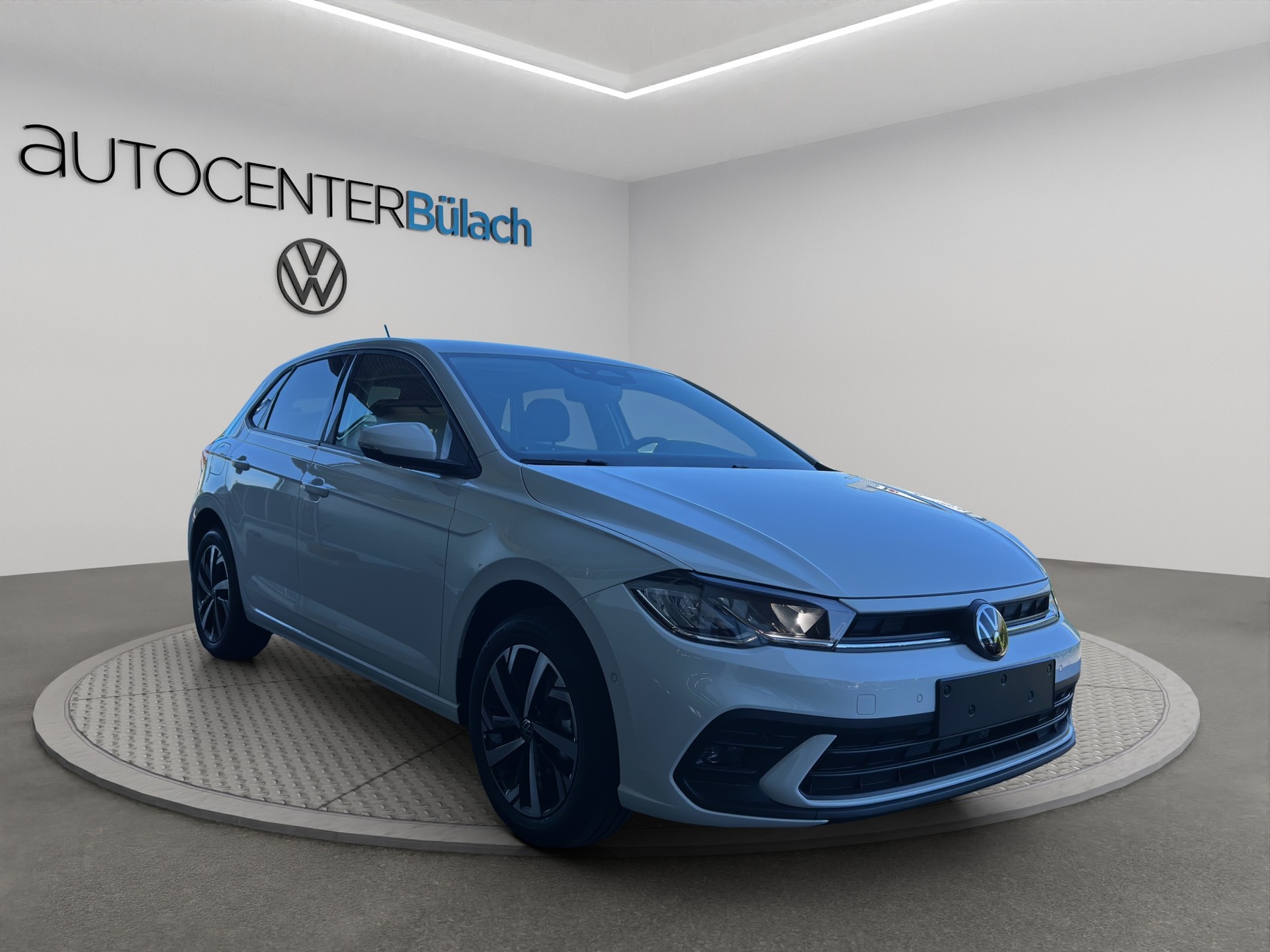 VW Polo 1.0 TSI Life DSG-image-2