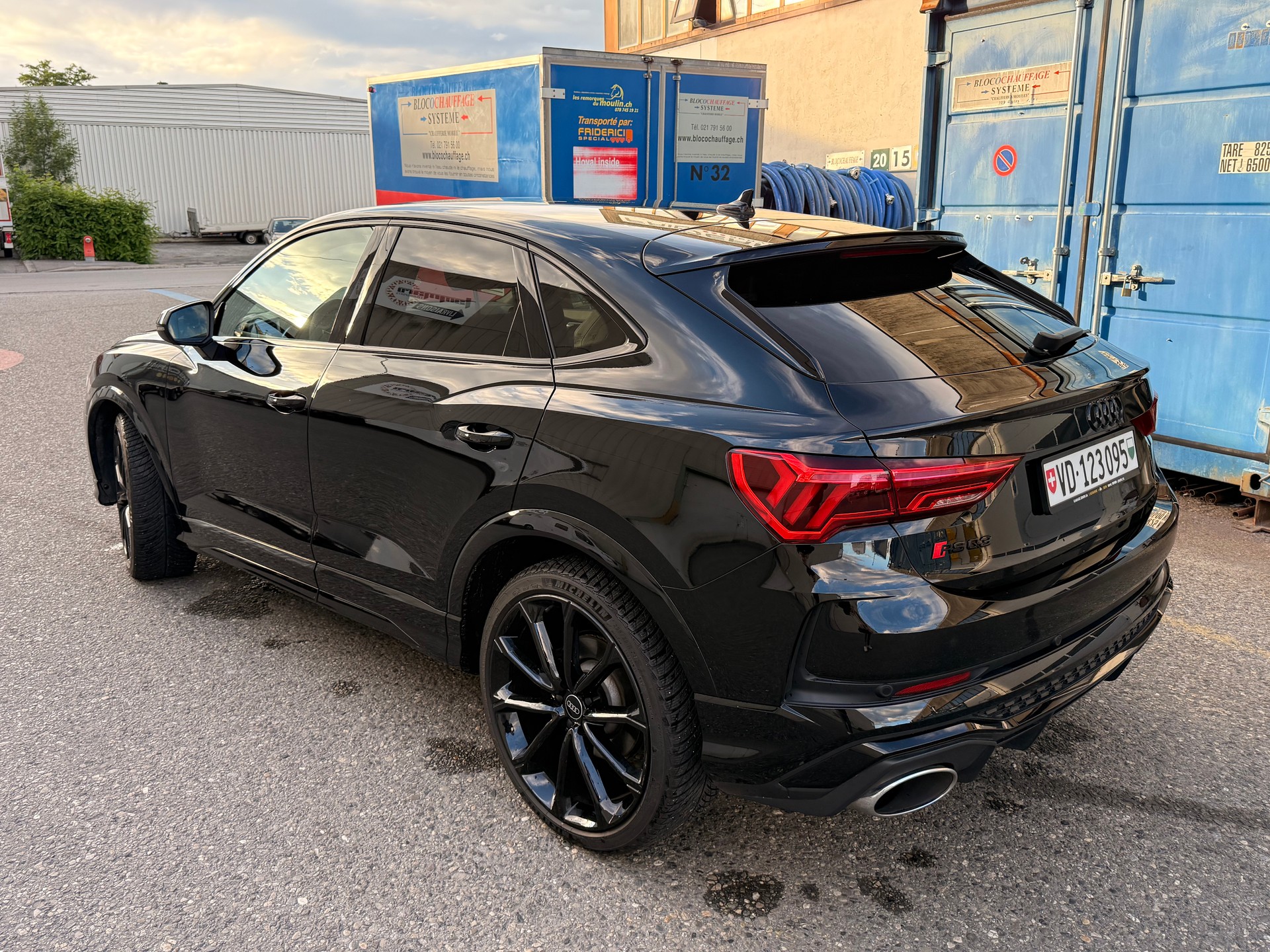 AUDI Sportback 2.5 TFSI quattro S-Tronic-image-2