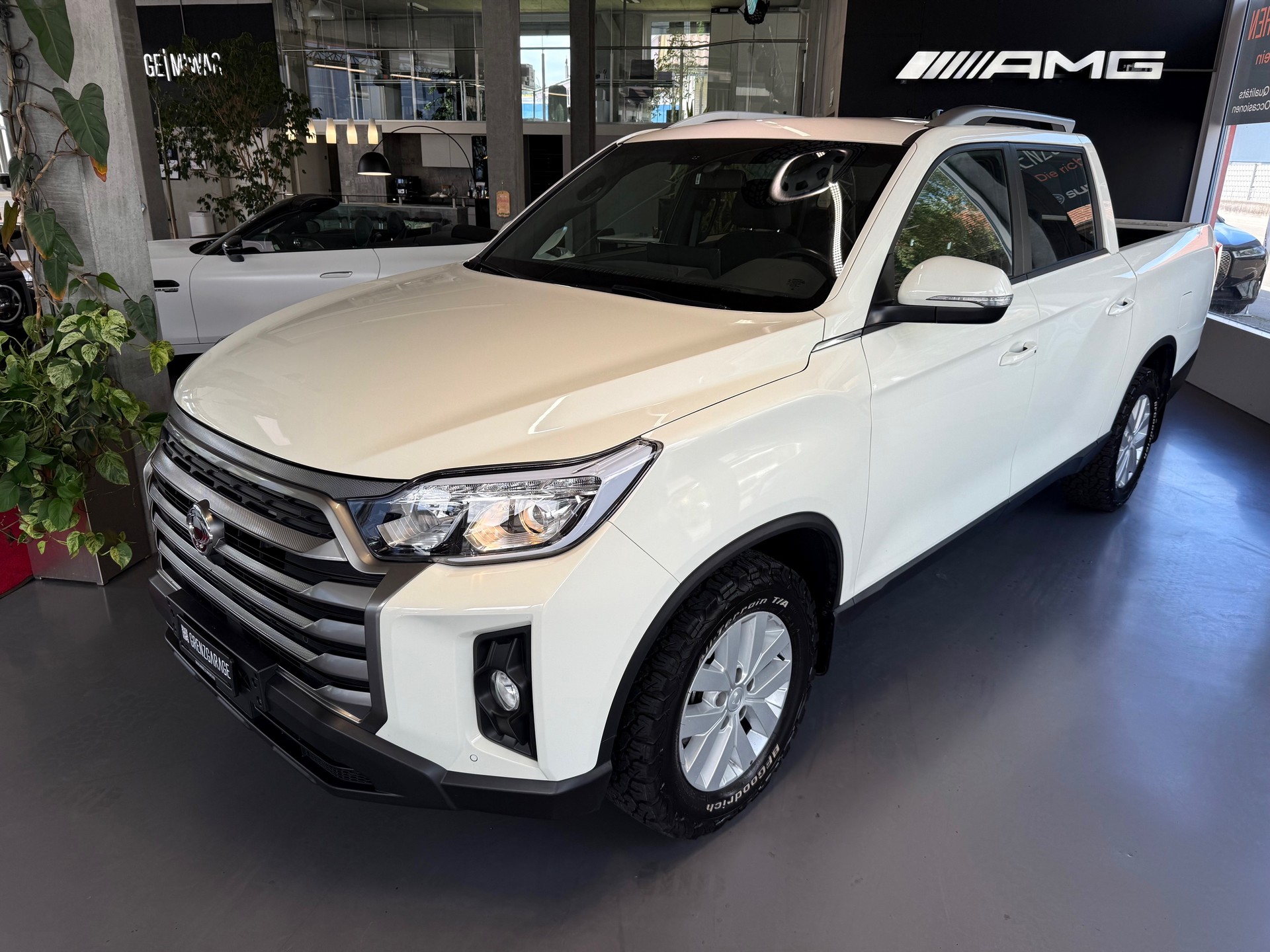 KGM-SsangYong Grand Musso 2.2 Quartz 4WD A-image-0