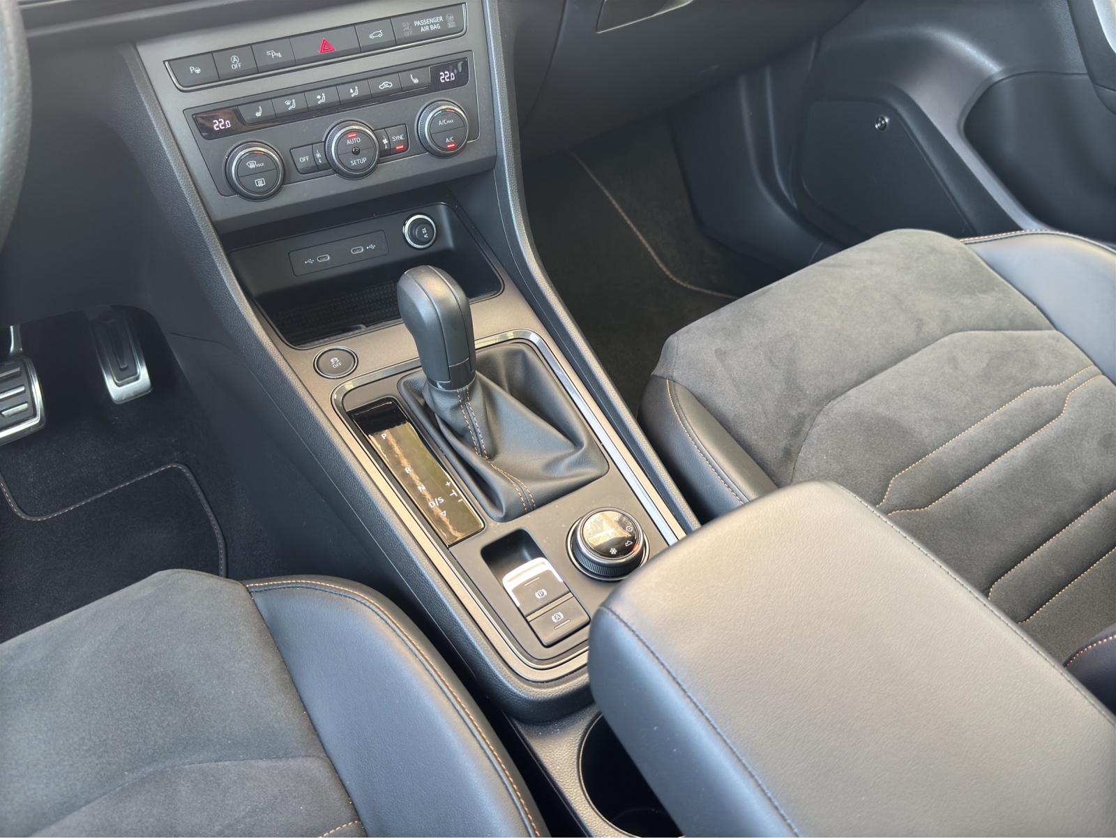 CUPRA Ateca 2.0 TSI VZ 4Drive DSG-image-12