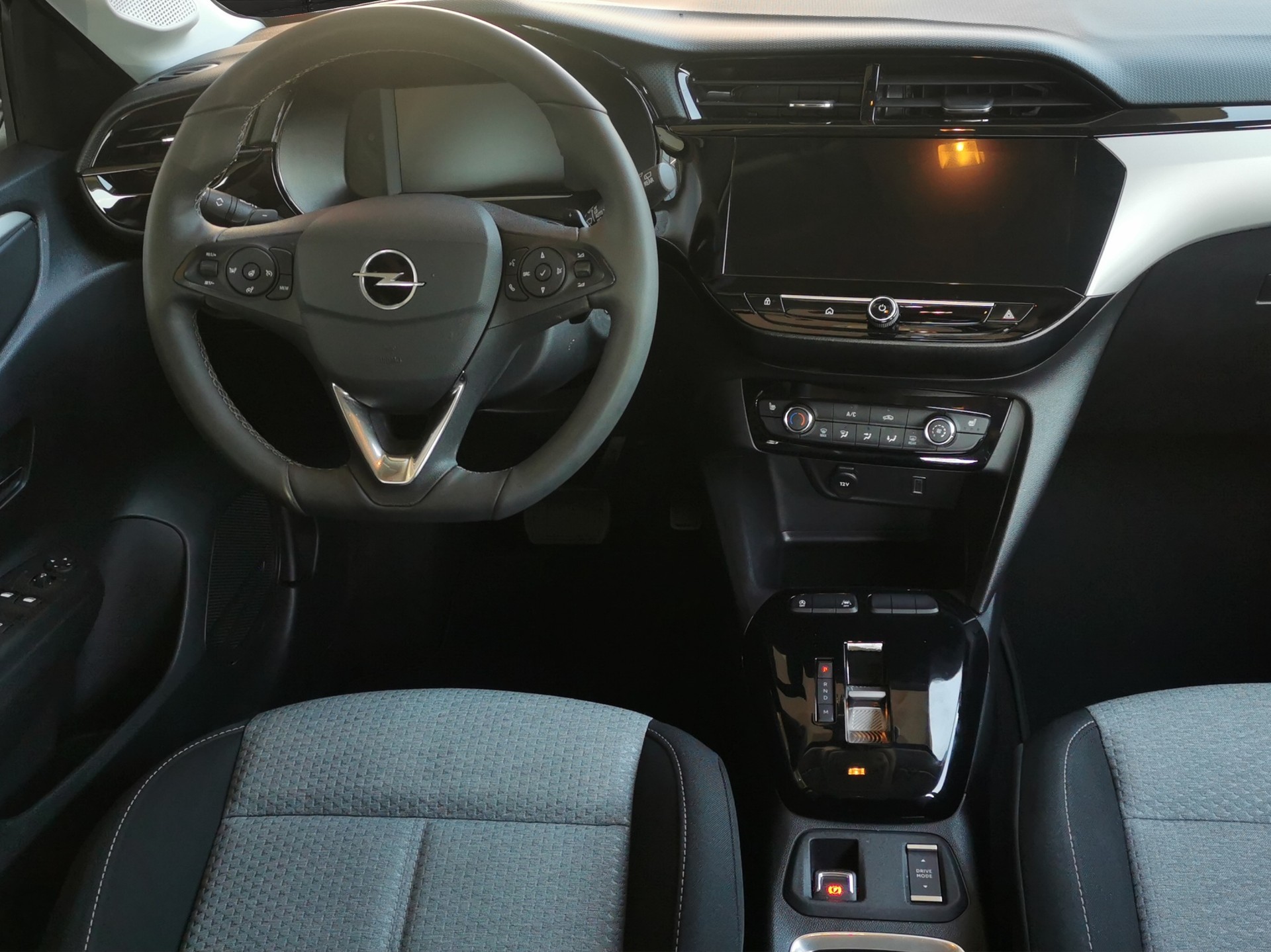 OPEL Corsa 1.2 TP GS-Line-image-13
