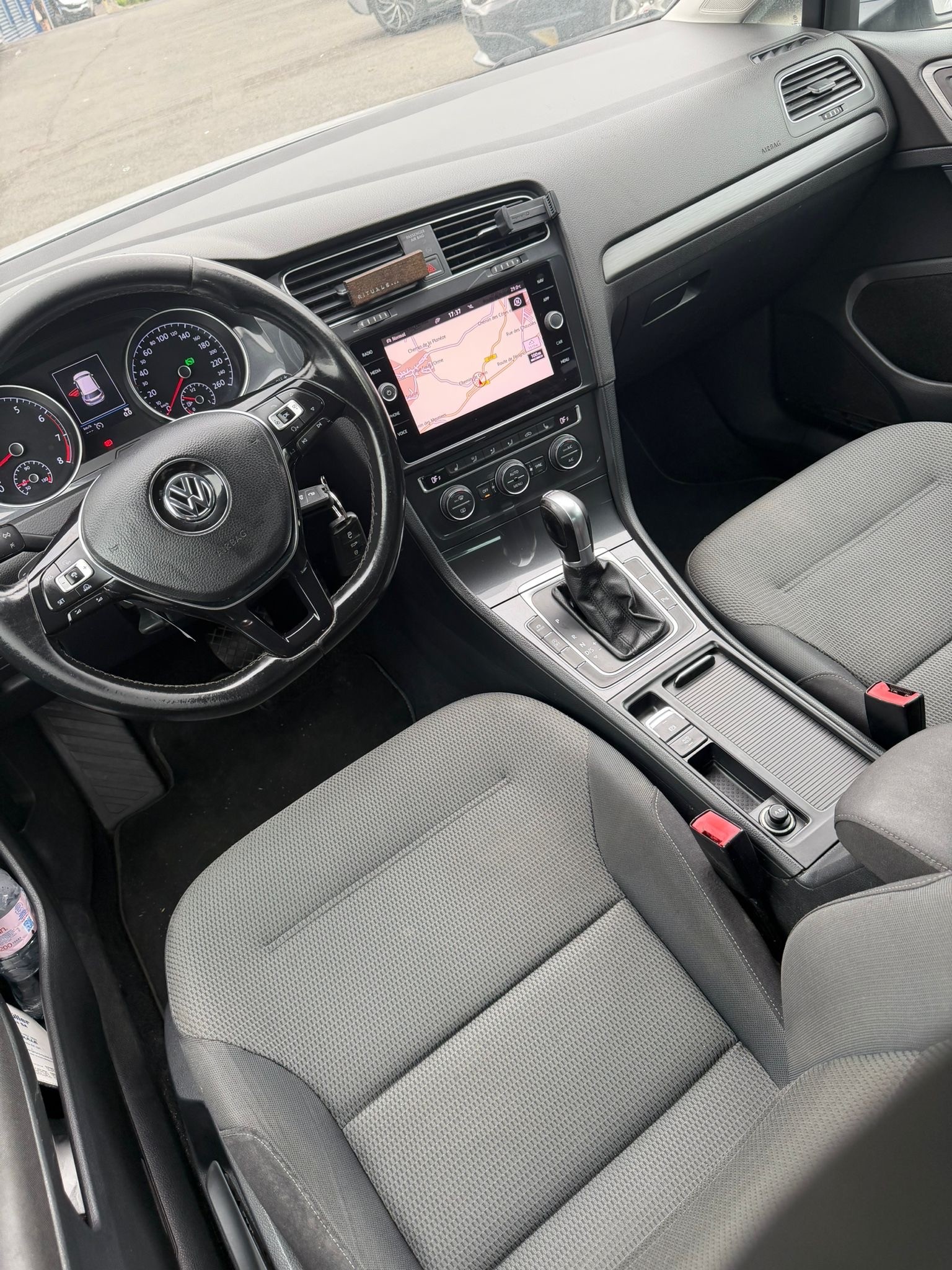 VW Golf 1.4 TSI Highline DSG-image-8