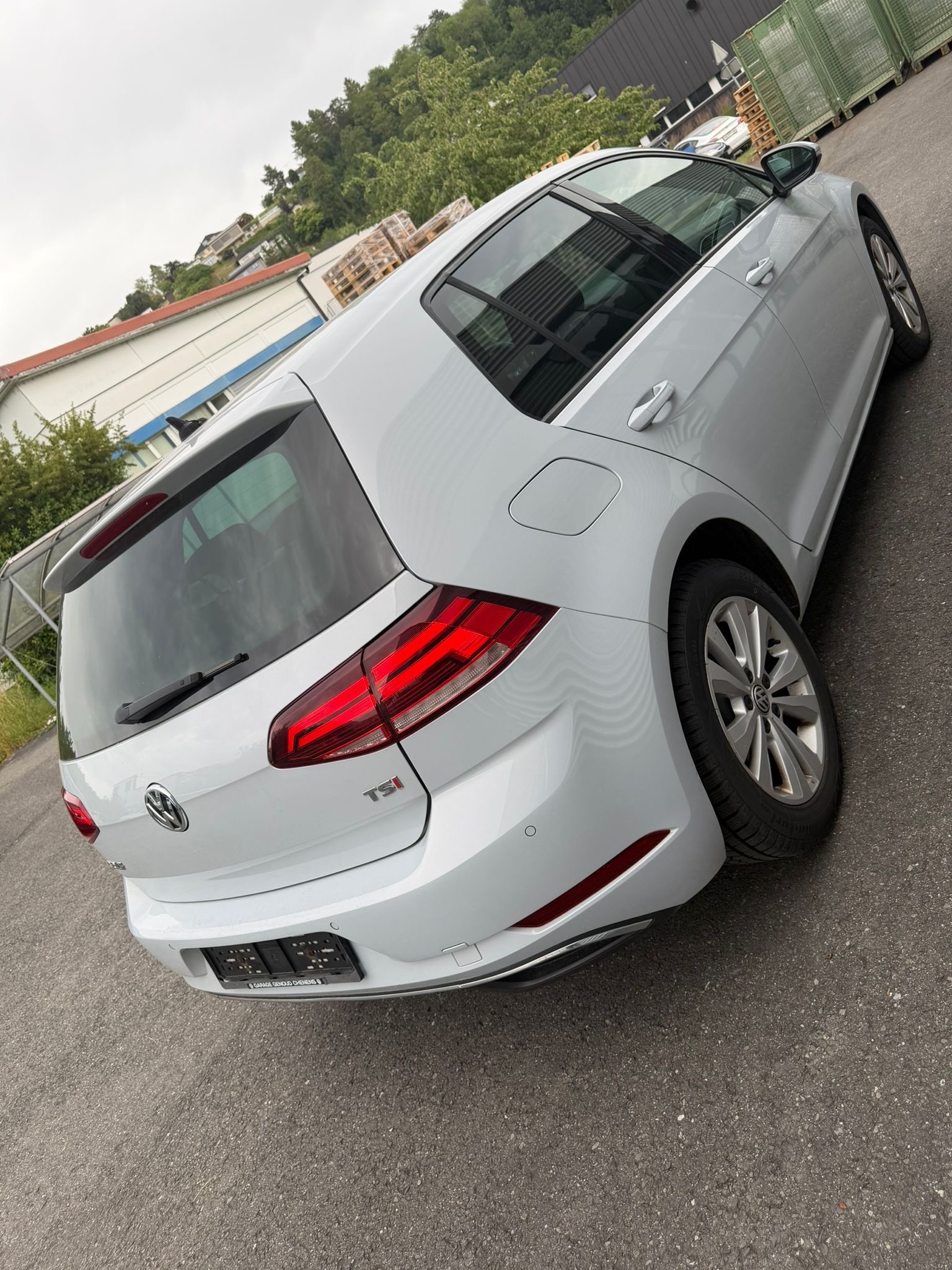 VW Golf 1.4 TSI Highline DSG-image-2
