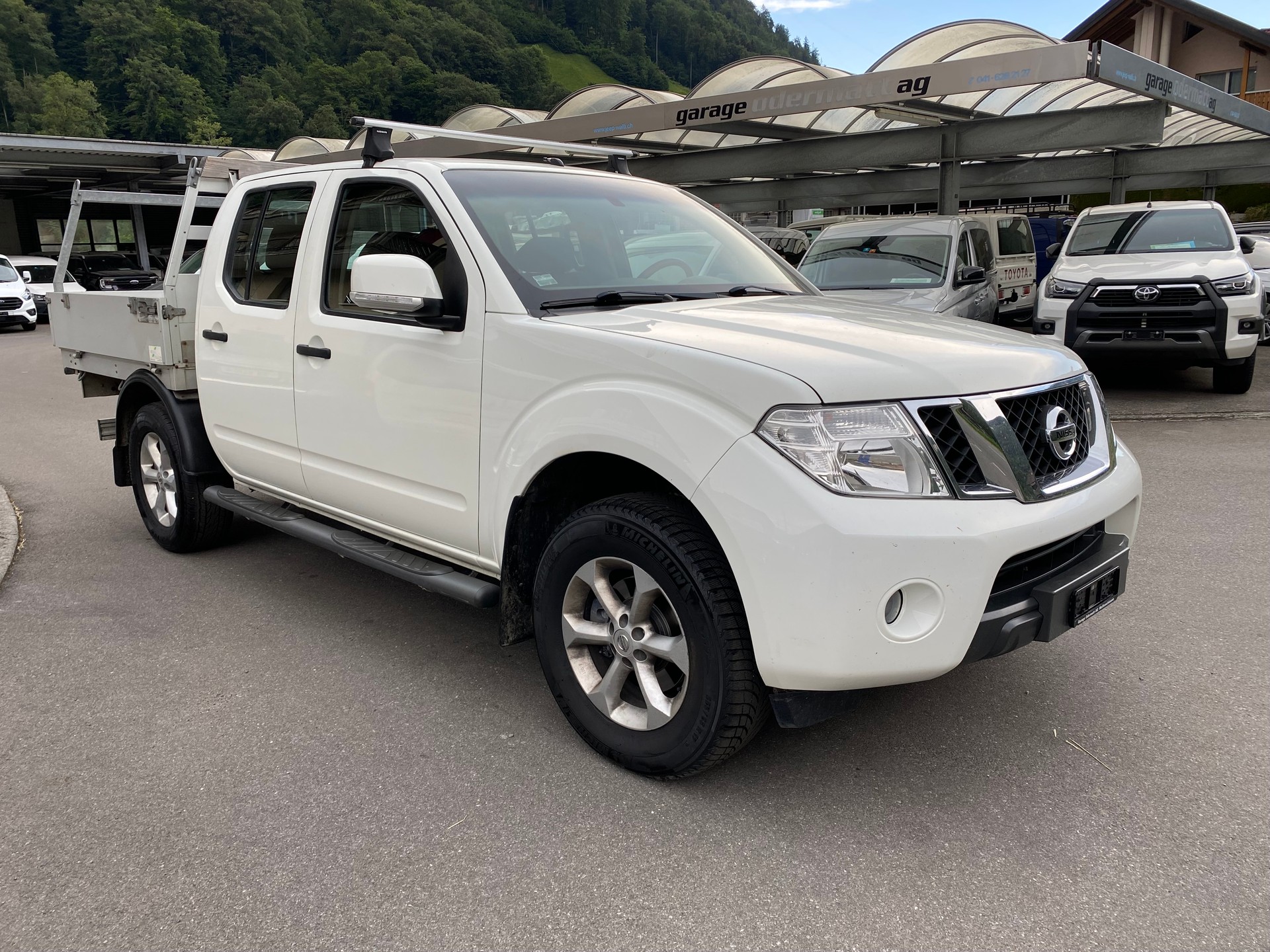 NISSAN Navara Double Cab SE 2.5 dCi 4WD-image-14