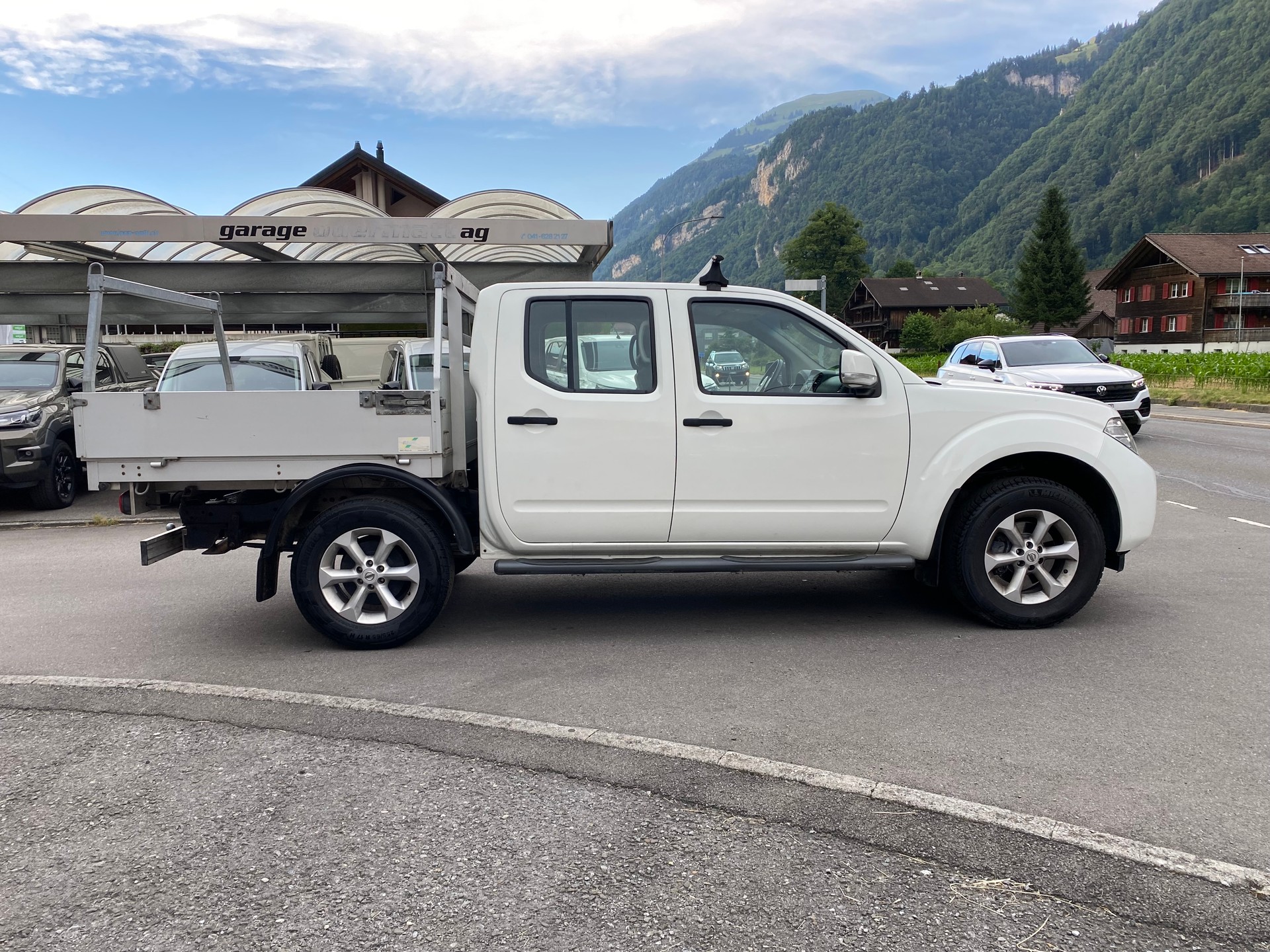 NISSAN Navara Double Cab SE 2.5 dCi 4WD-image-15