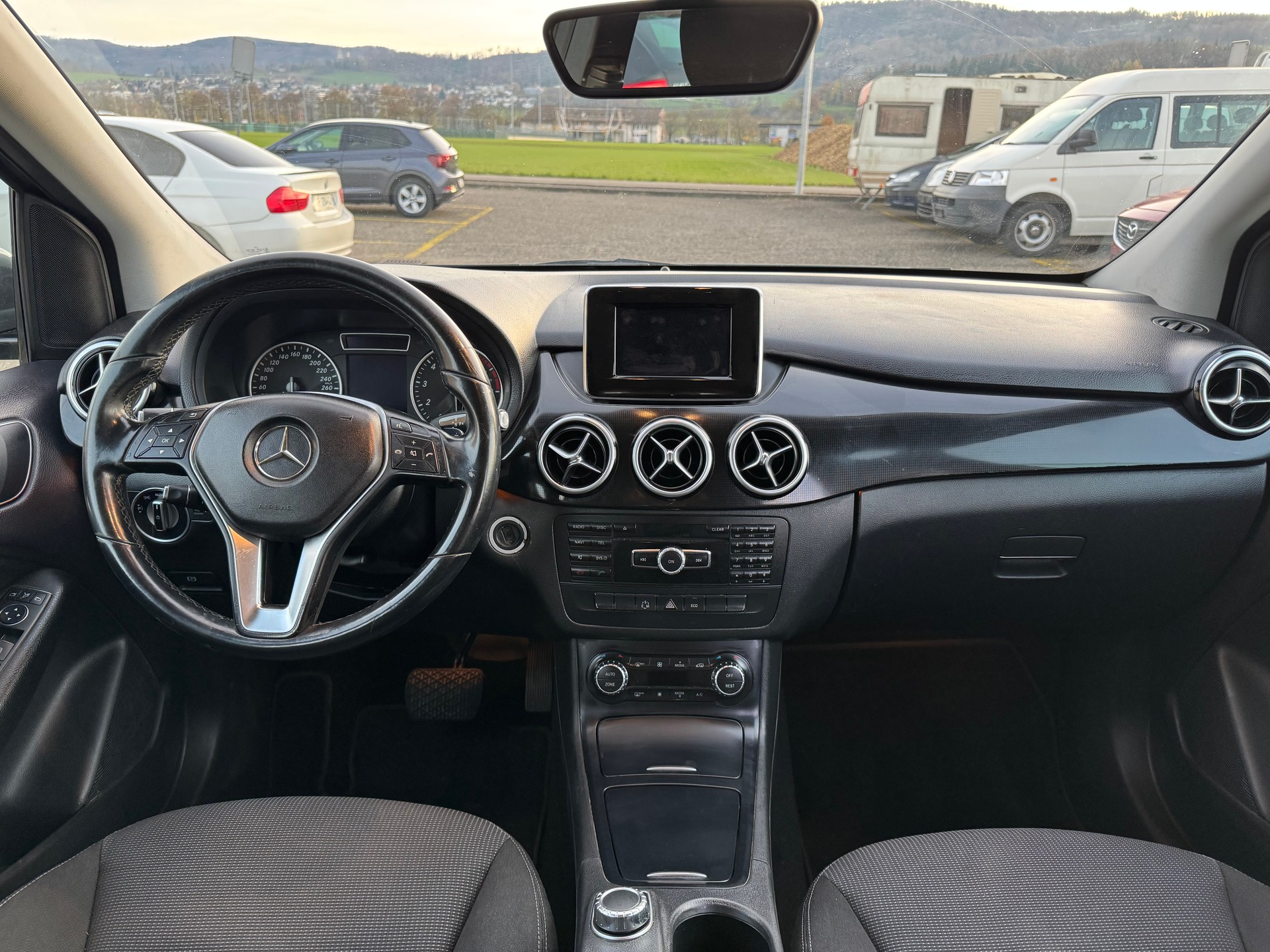 MERCEDES-BENZ B 200 7G-DCT-image-7