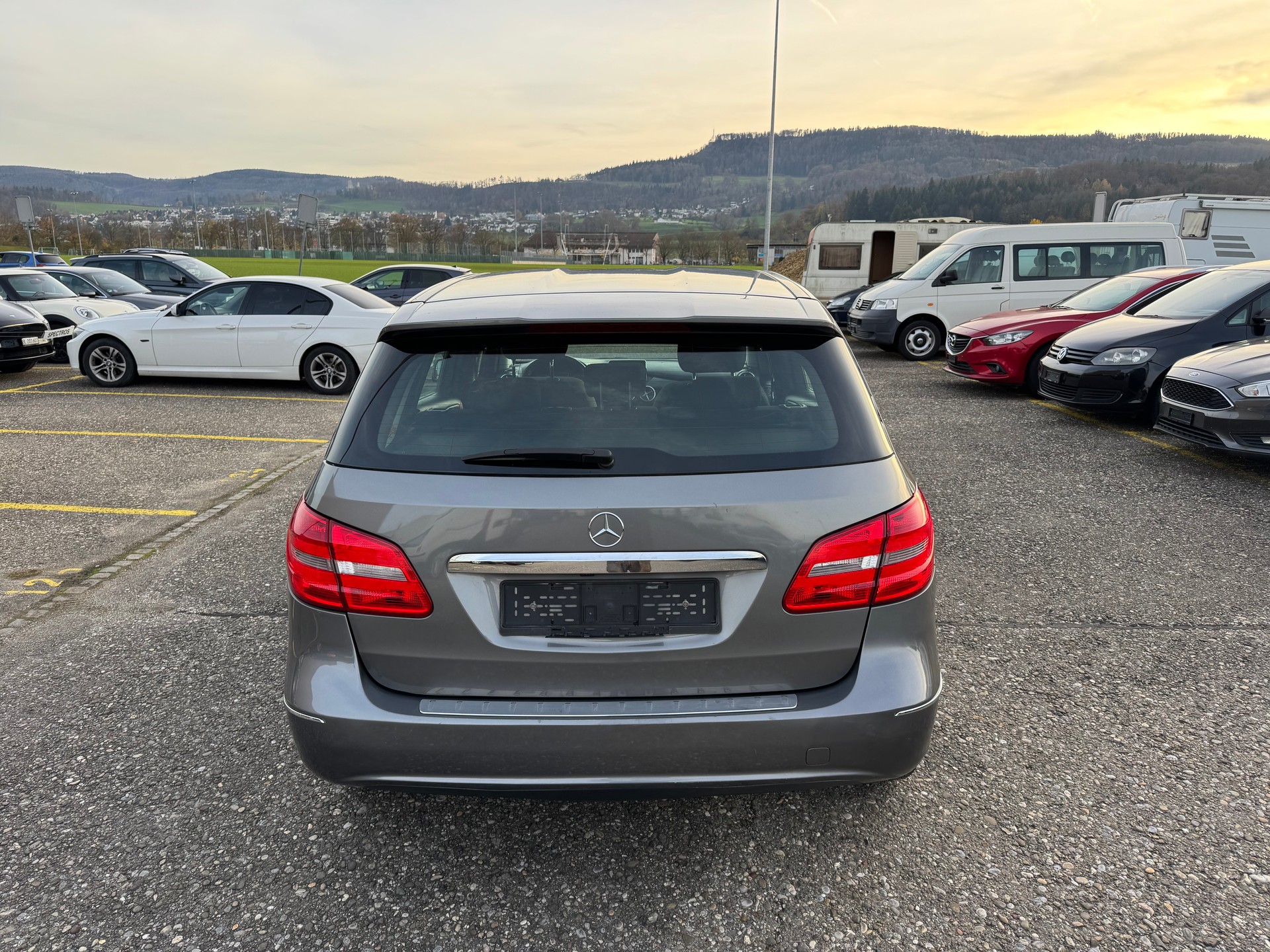MERCEDES-BENZ B 200 7G-DCT-image-3