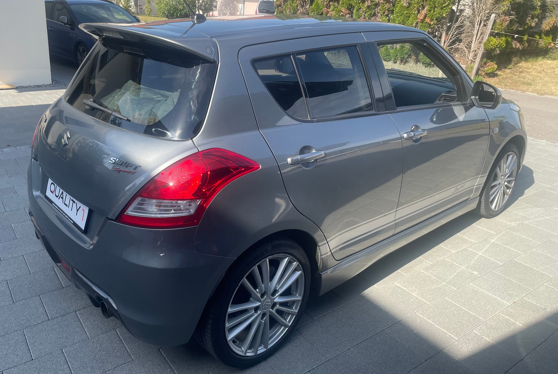 SUZUKI Swift 1.6i 16V Sport-image-2