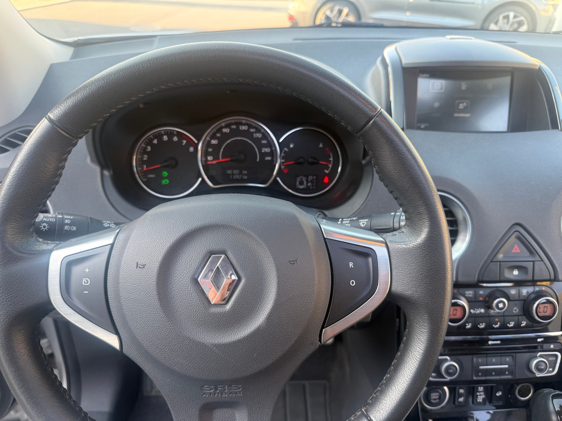 RENAULT Koleos 2.5 Swiss Edition 4x4 Automatic-image-13