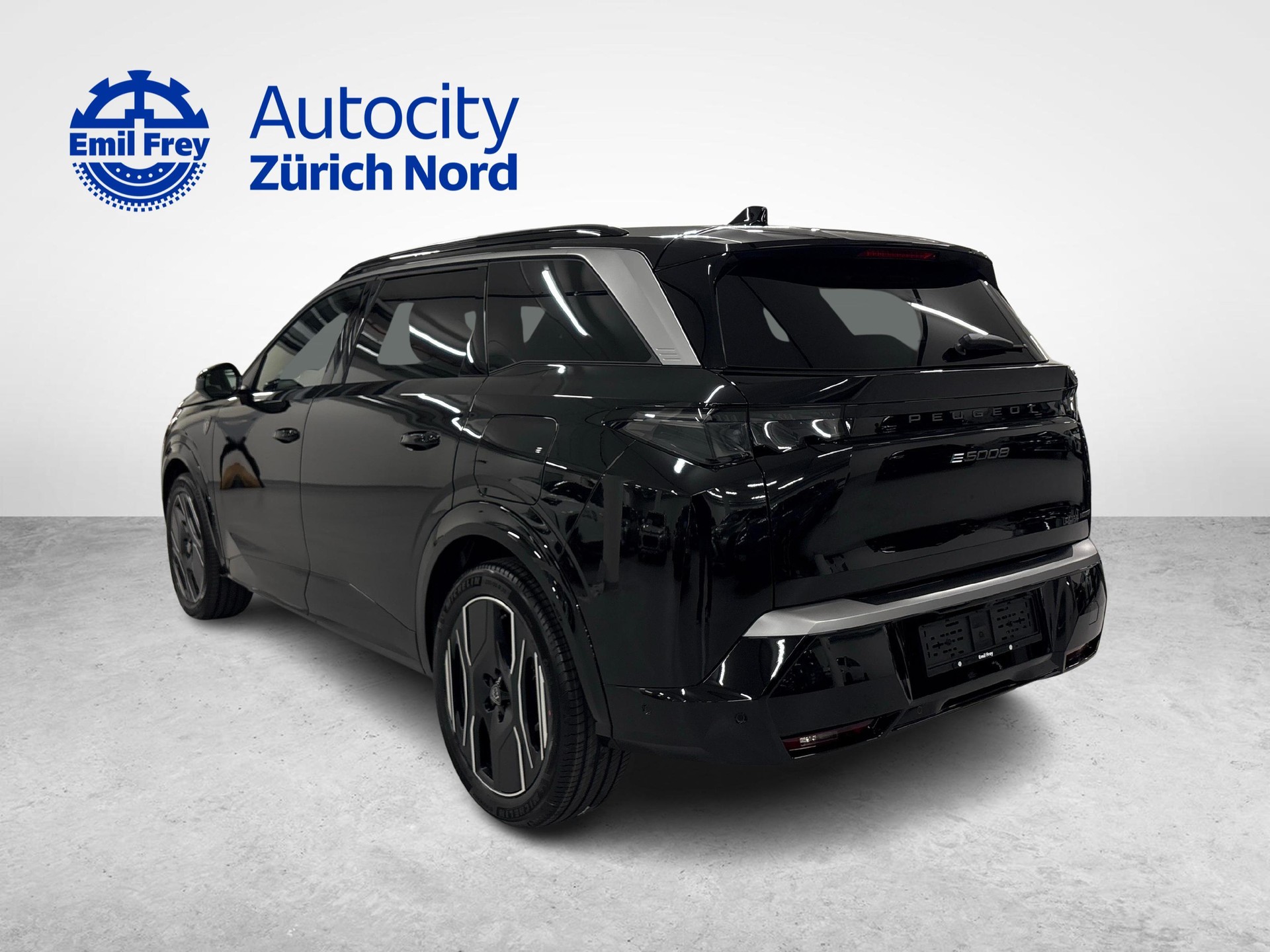 PEUGEOT 5008 e-GT Exclusive AWD-image-2