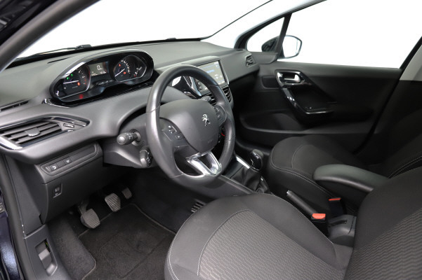 PEUGEOT 208 1.2 PureTech Active-image-7