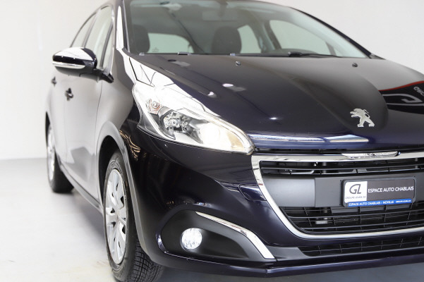 PEUGEOT 208 1.2 PureTech Active-showroom-element-1