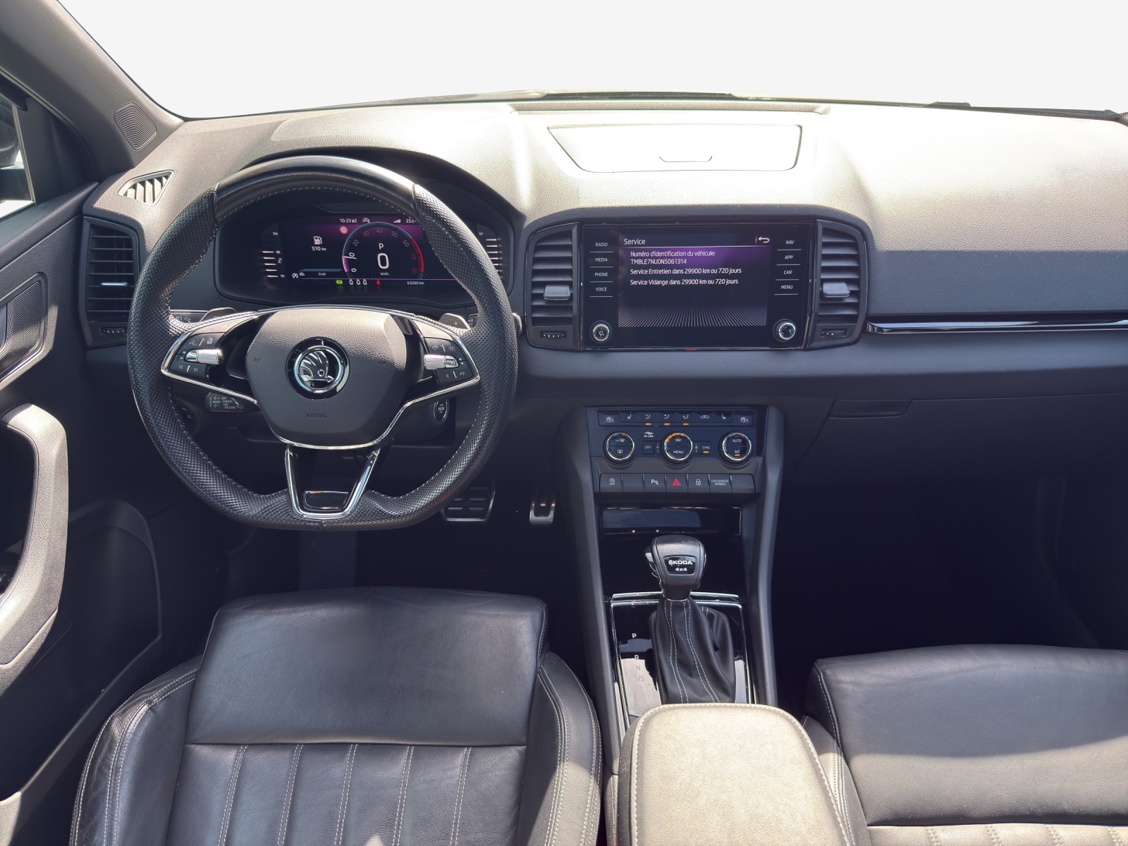 SKODA Karoq 2.0 TSI SportLine 4x4 DSG-image-8