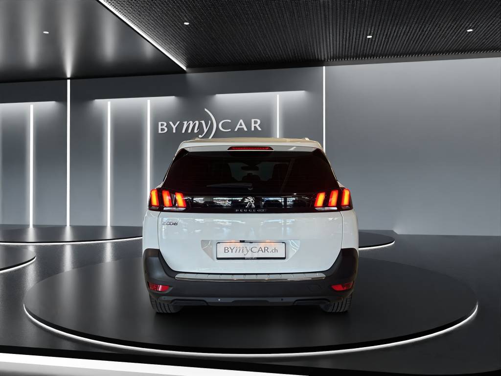 PEUGEOT 5008 1.2 Pure Tech Allure EAT8-image-3