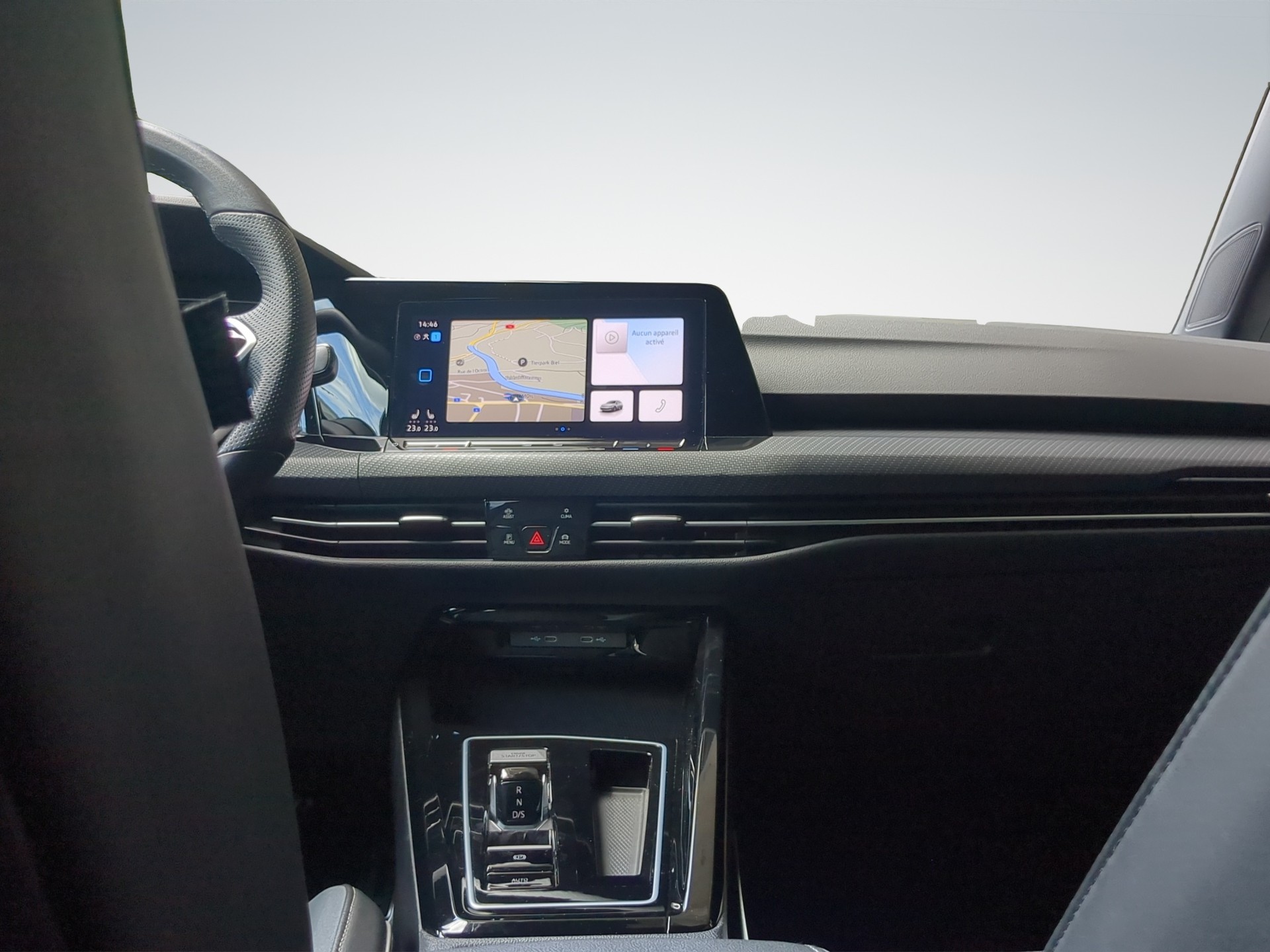 VW Golf Variant 2.0 TSI R-Line DSG 4Motion-image-10