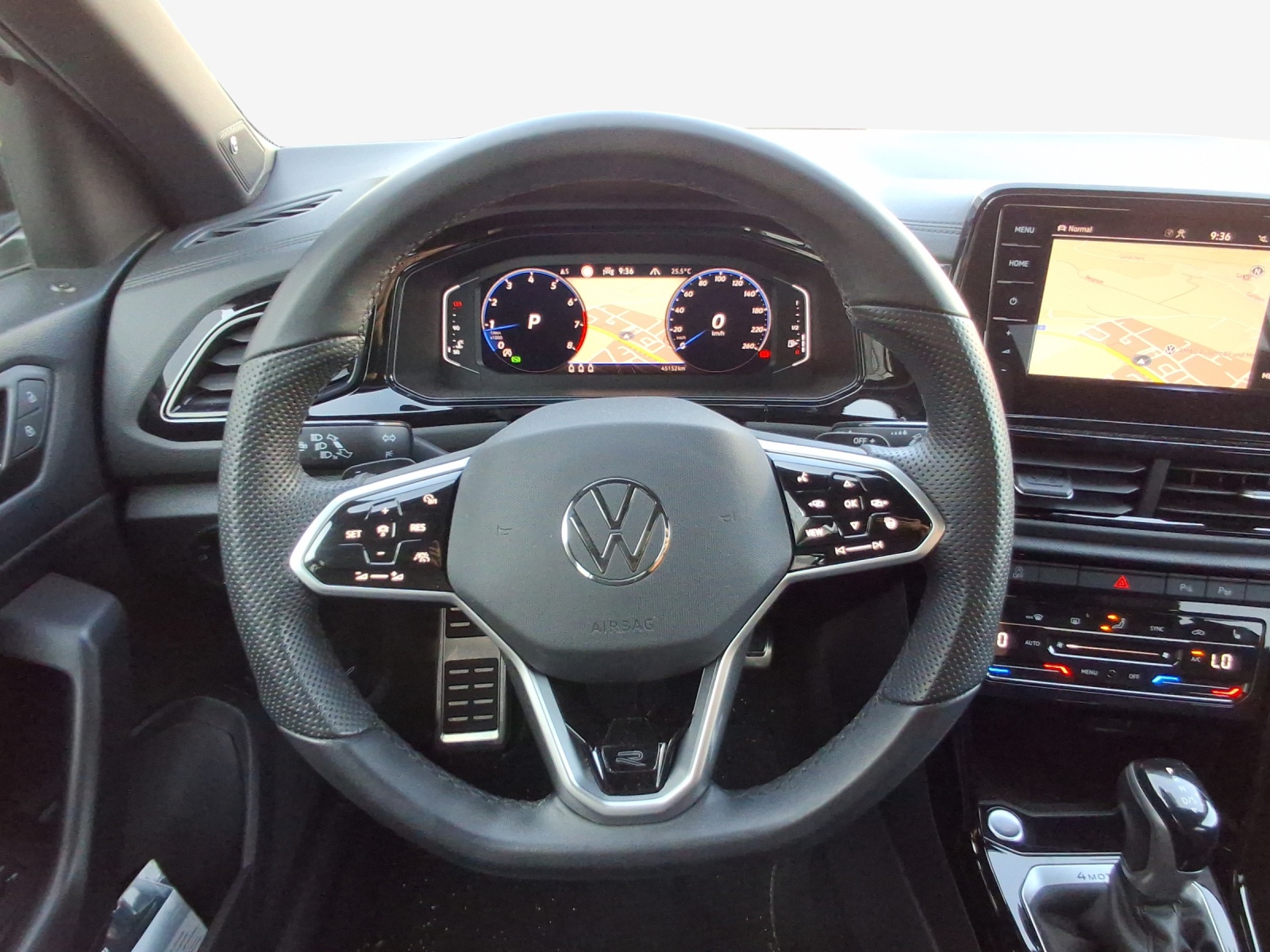 VW T-Roc 2.0 TSI R-Line DSG 4Motion-image-9