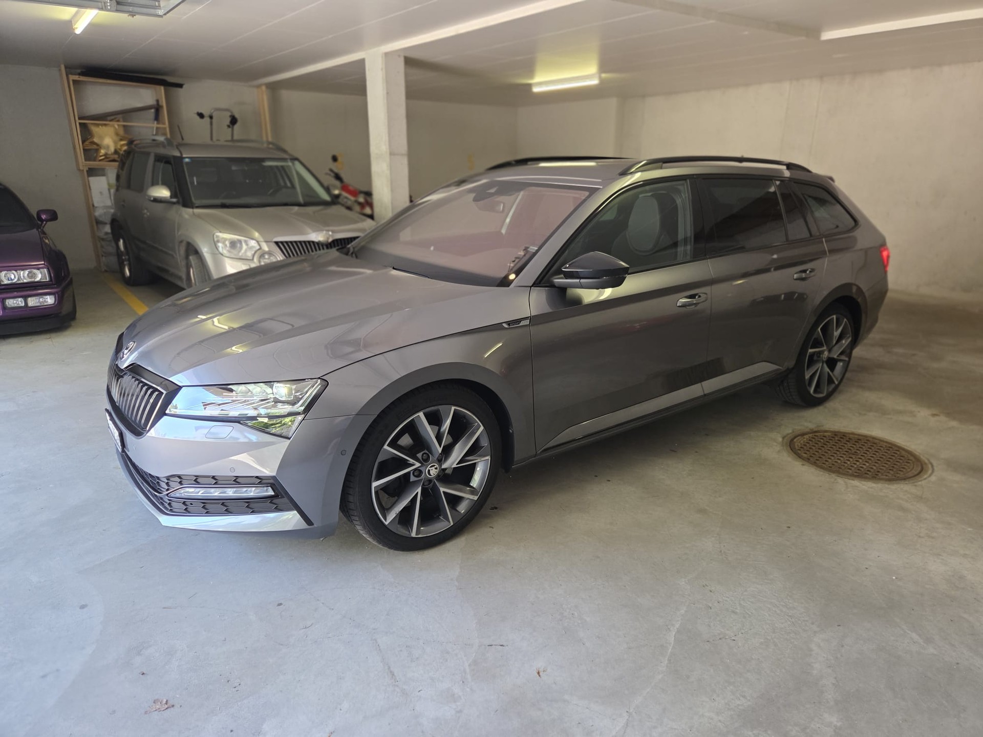 SKODA 2.0 TDI 200 SportLine 4x4 DSG-image-1