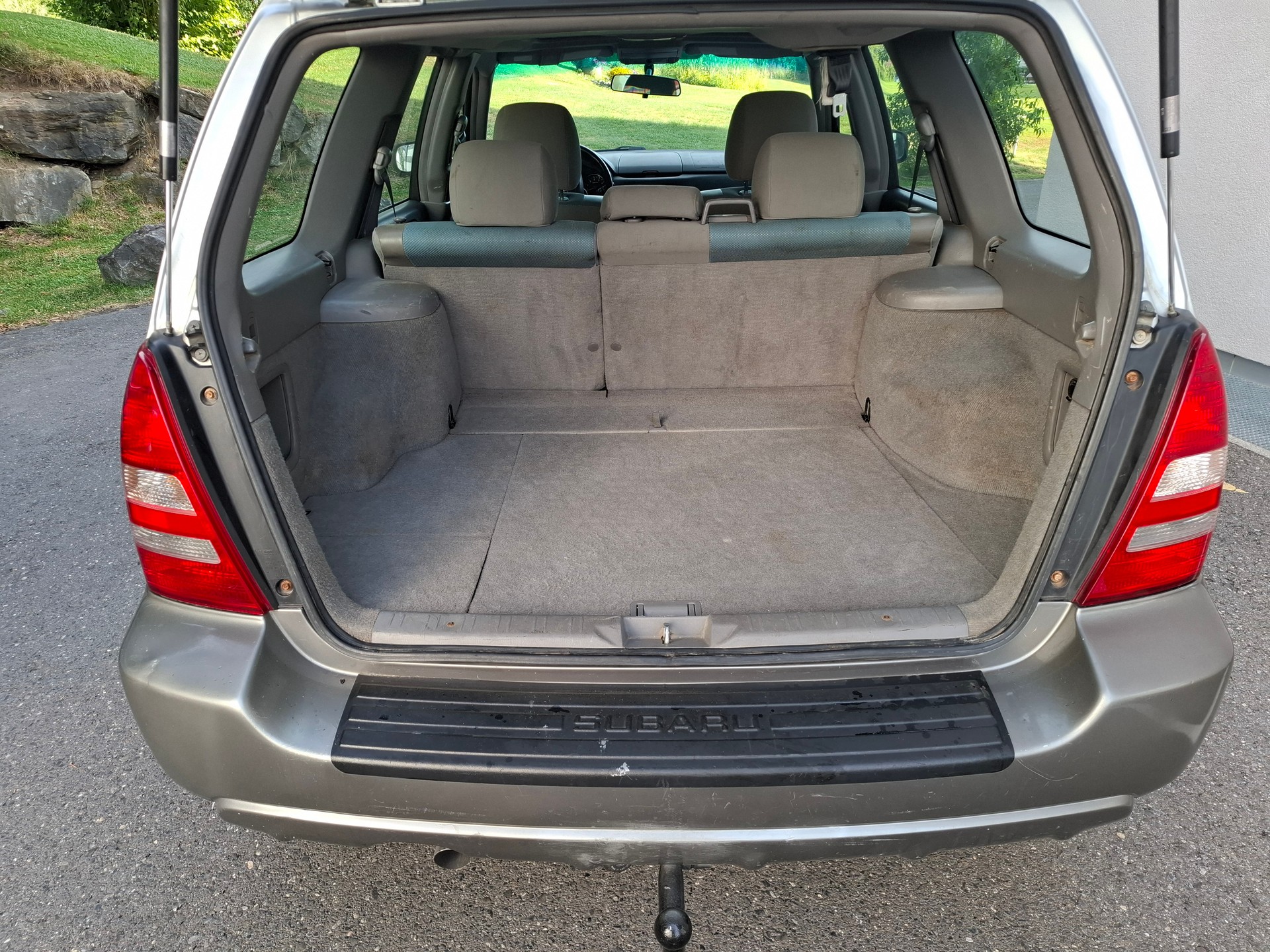 SUBARU Forester 2.0X-image-6