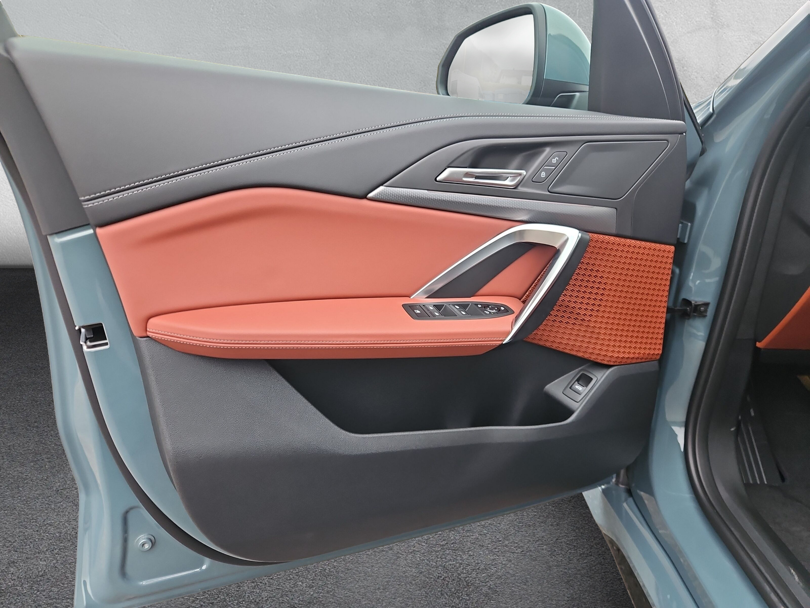 BMW X1 xDrive 23i 48V M Sport-image-16