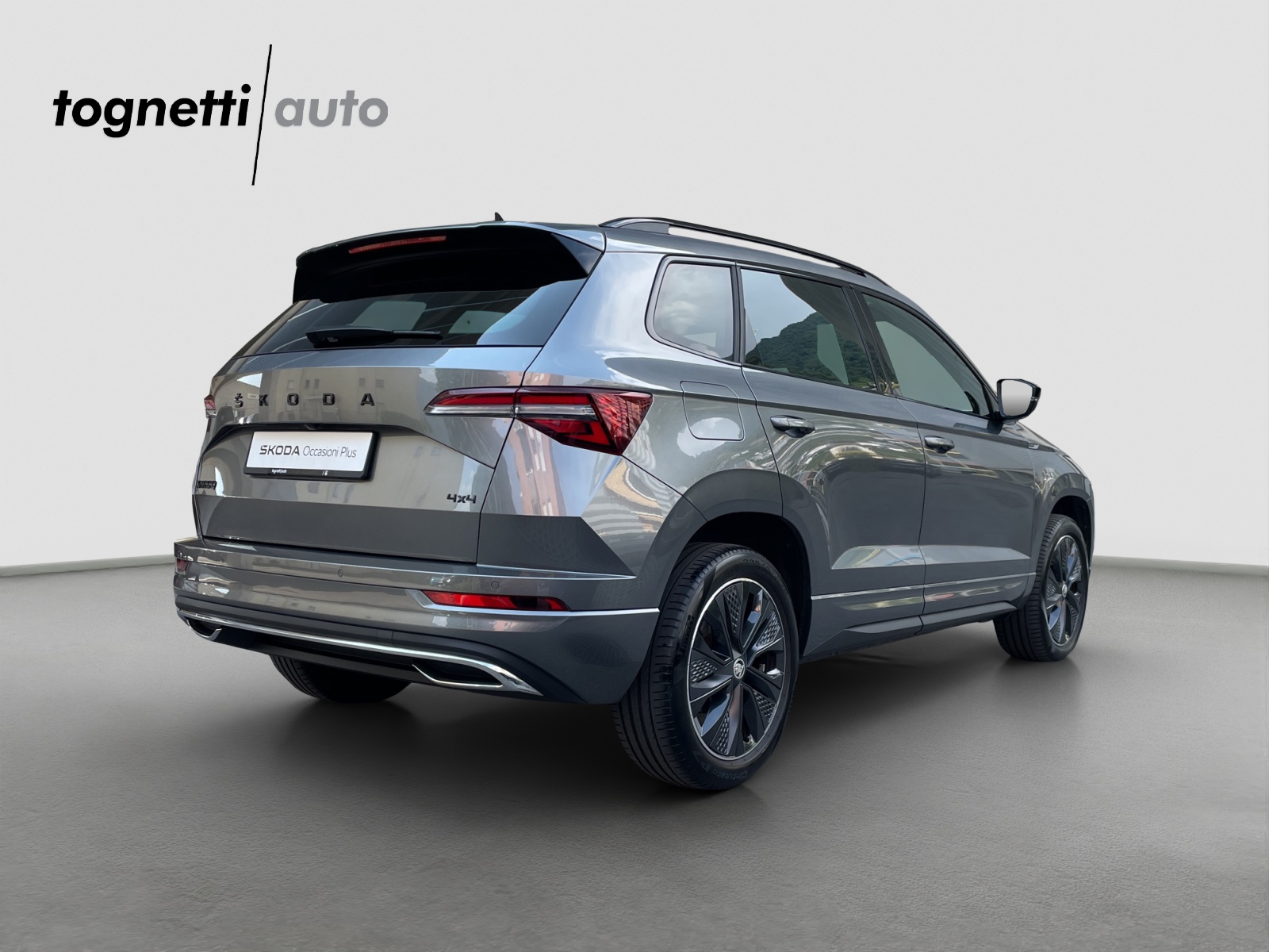 SKODA Karoq 2.0 TSI SportLine 4x4 DSG-showroom-element-3