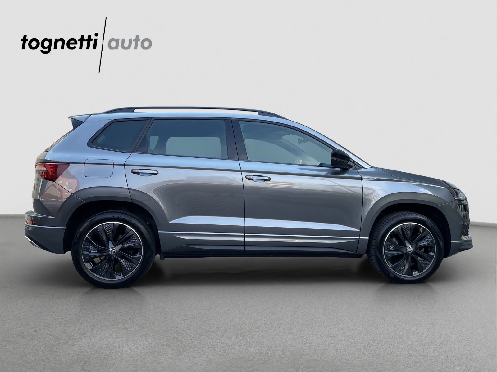 SKODA Karoq 2.0 TSI SportLine 4x4 DSG-showroom-element-2