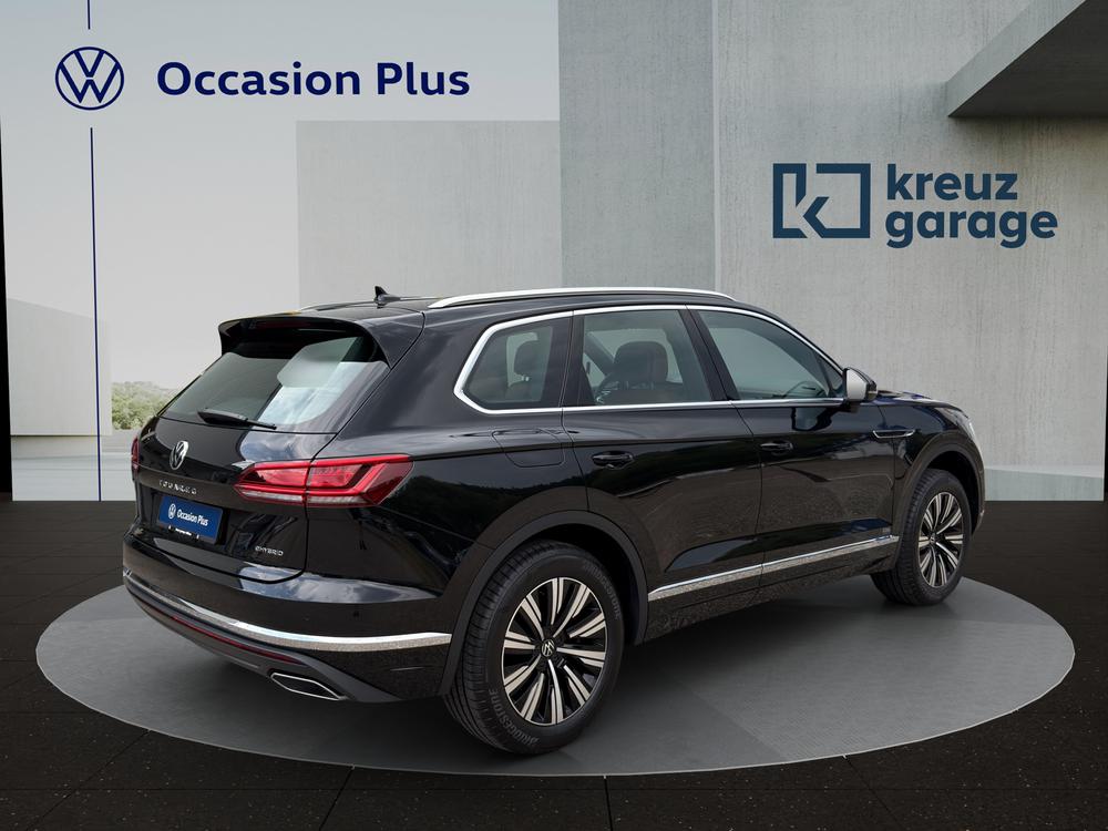 VW Touareg 3.0 TSI eHybrid Elegance Tiptronic-image-2
