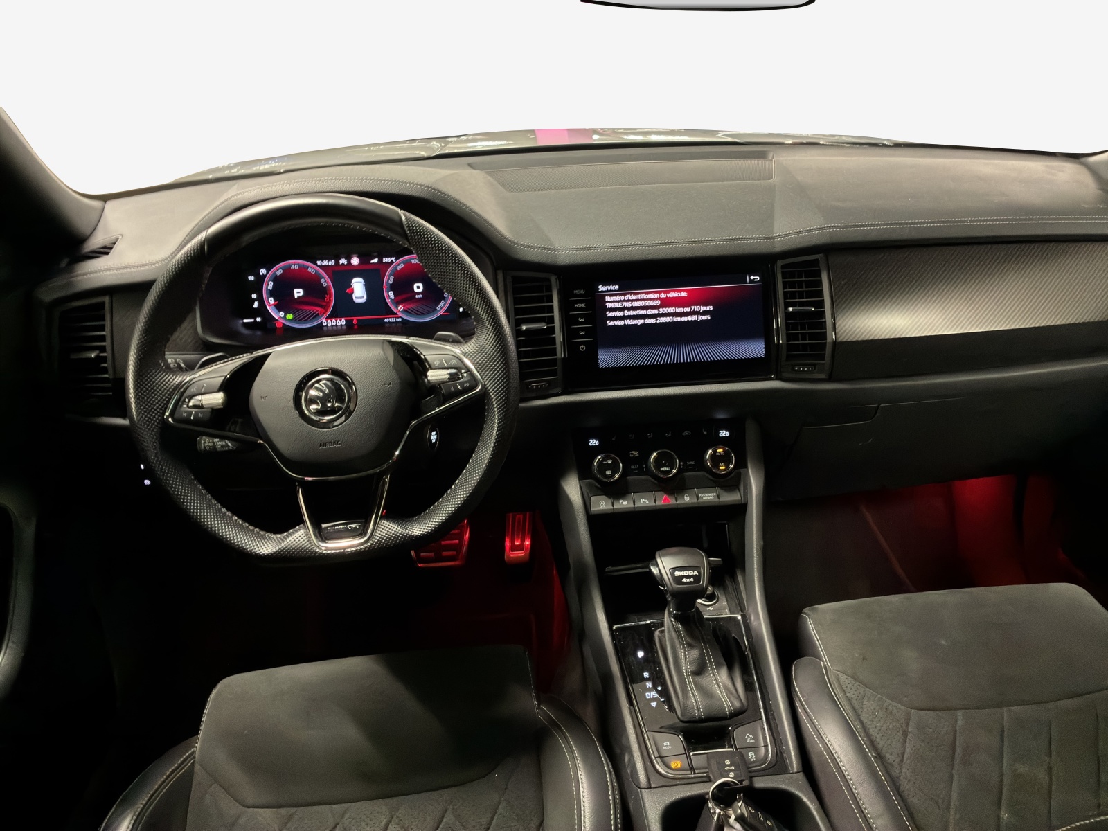 SKODA Kodiaq 2.0 TSI 4x4 SportLine-image-8