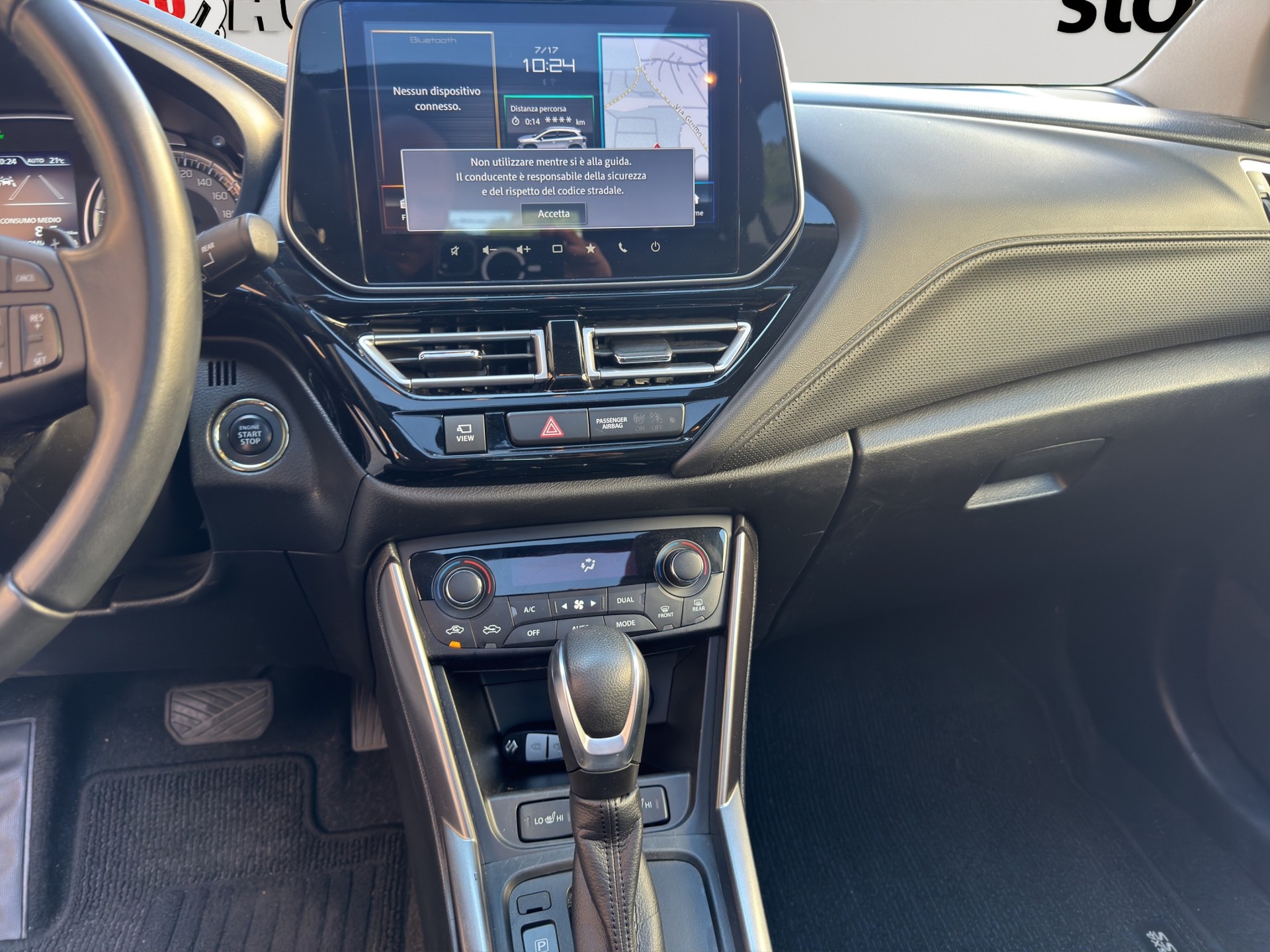SUZUKI S-Cross 1.5 Compact Top Hybrid-image-10