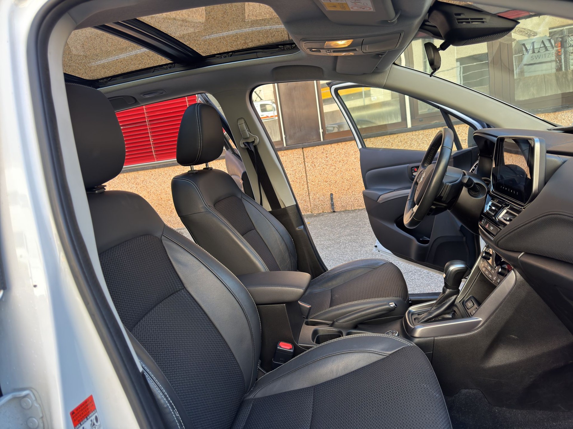 SUZUKI S-Cross 1.5 Compact Top Hybrid-image-13
