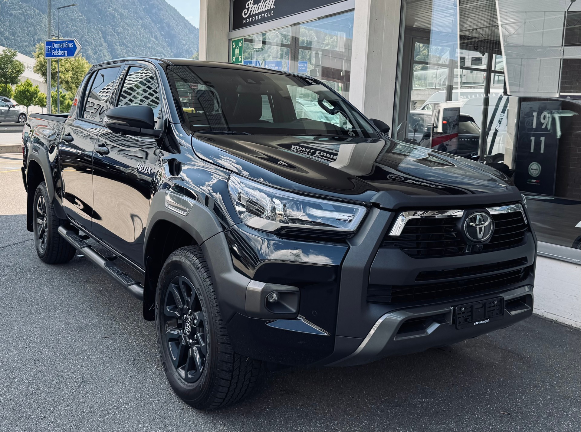 TOYOTA Hilux 2.8D-4D Invincible Double Cab 4x4 A