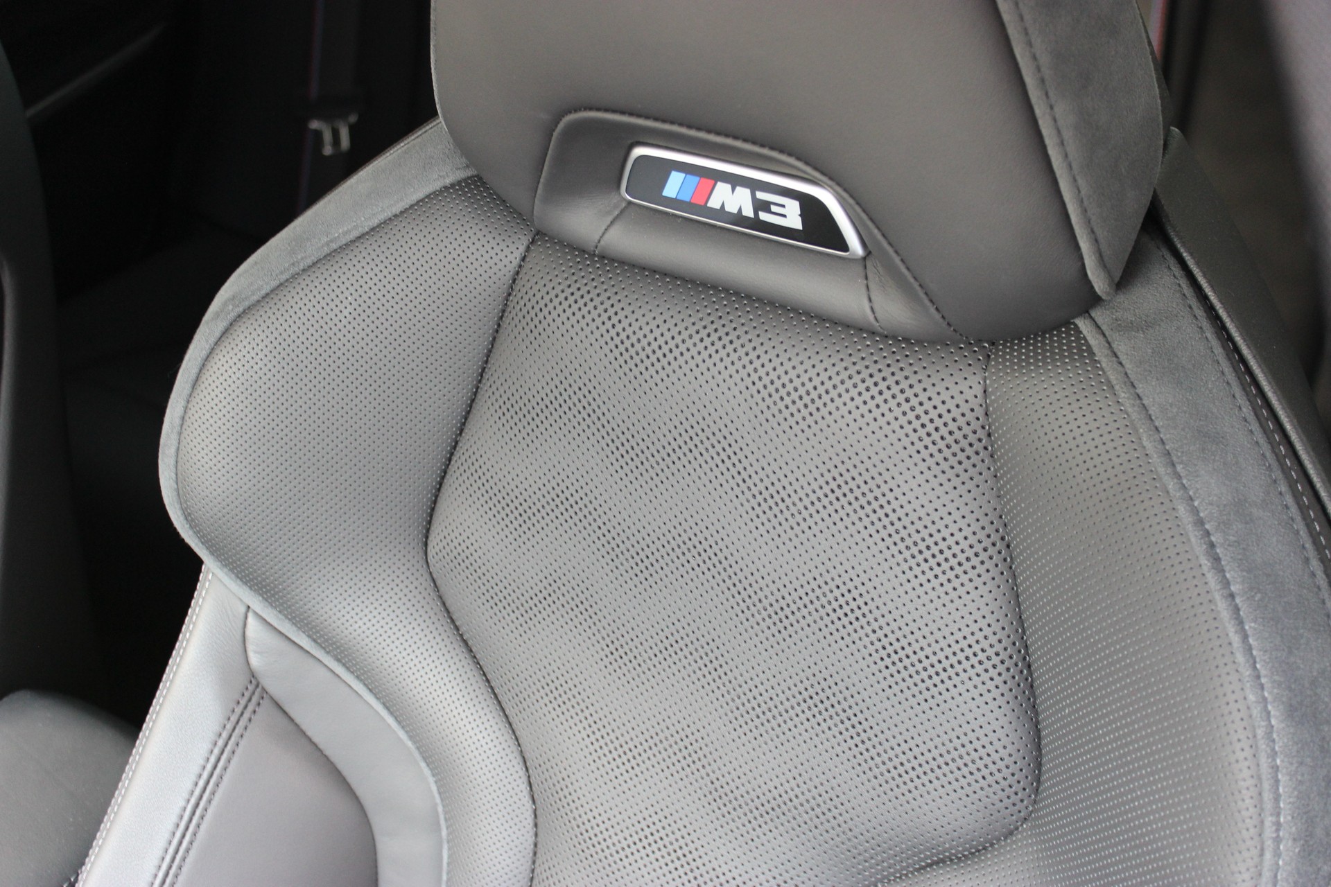 BMW M3 Touring xDrive Competition-image-9