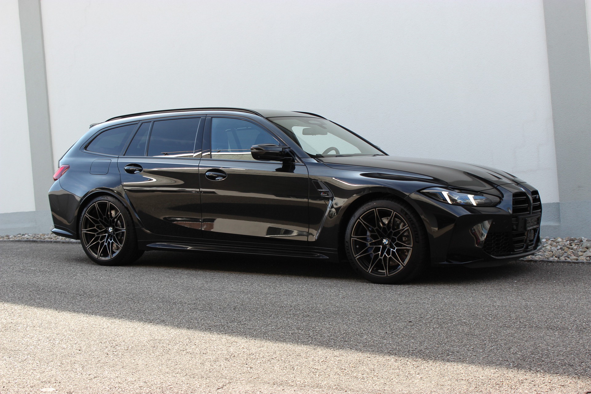 BMW M3 Touring xDrive Competition-image-4