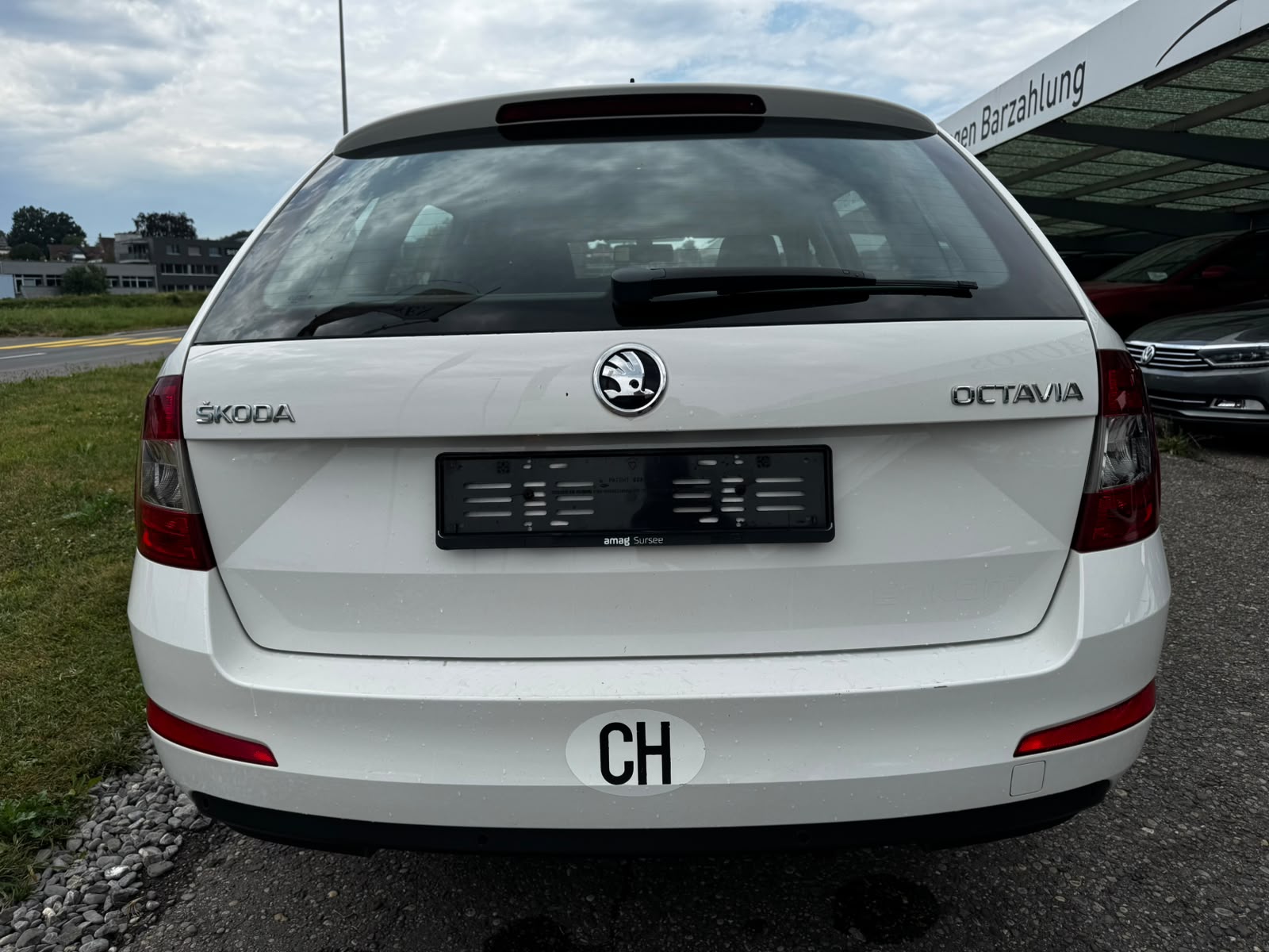 SKODA Octavia Combi 2.0 TDI Ambition 4x4-image-4