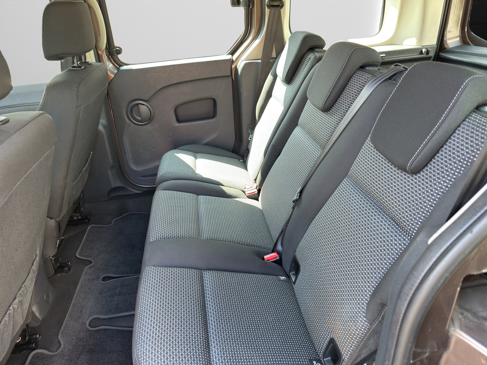 MERCEDES-BENZ Citan Tourer 109 CDI L 5P-image-11