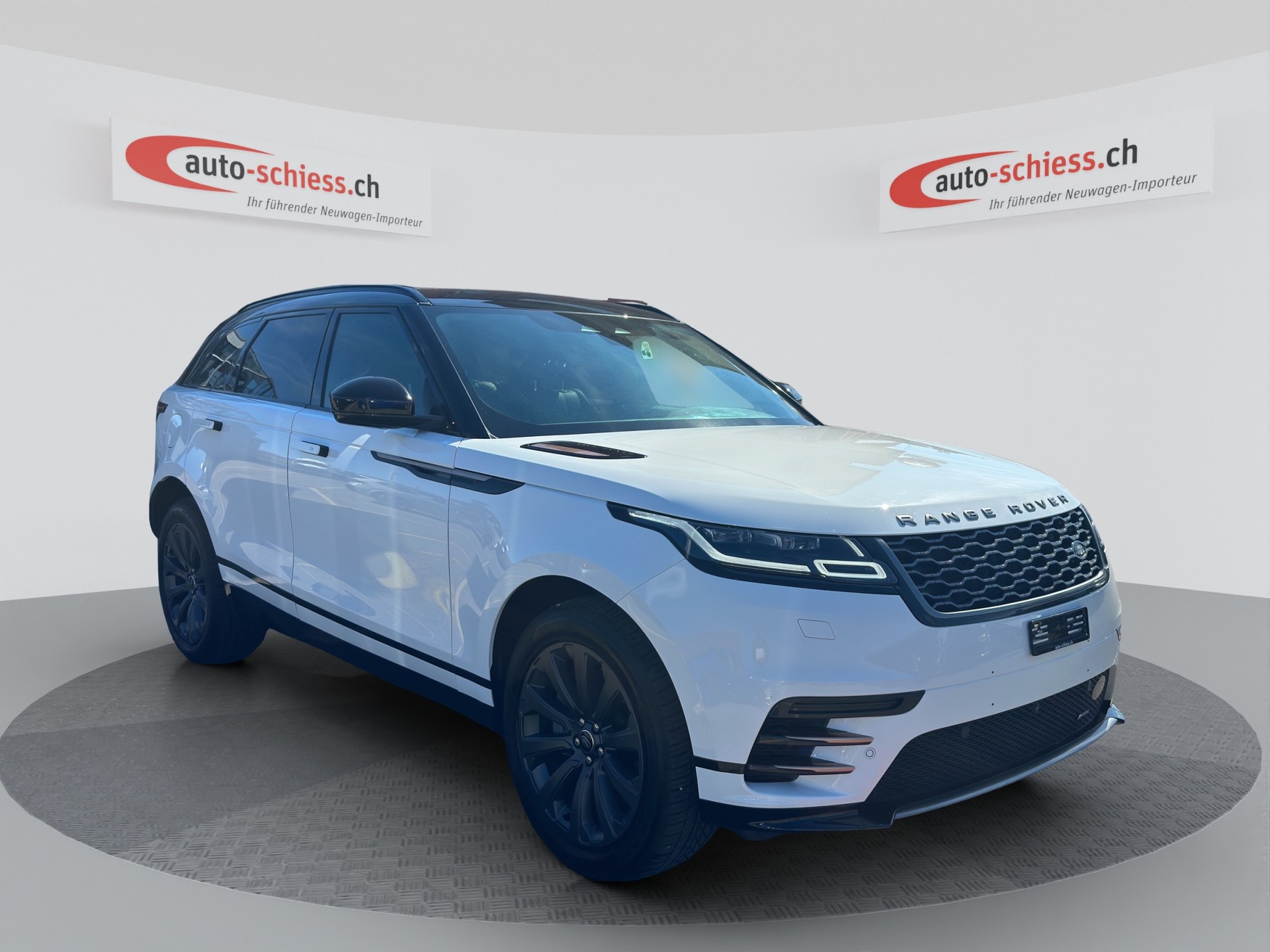 LAND ROVER Range Rover Velar R-Dynamic D 200 SE Automatic Bi-Color-image-0