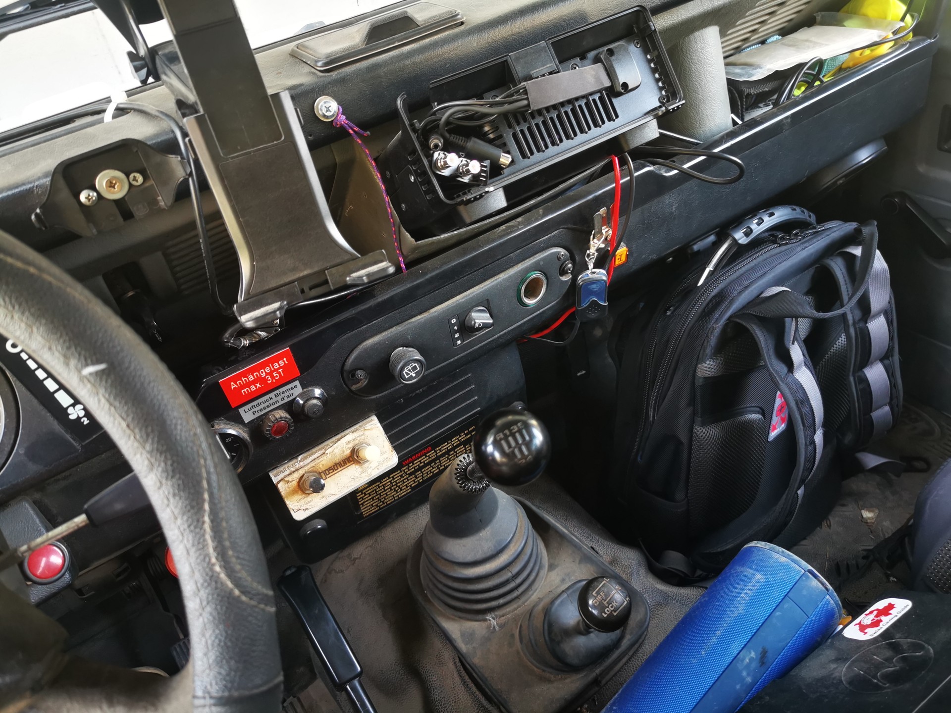 LAND ROVER Defender 110 SW 2.5 Td5-image-9