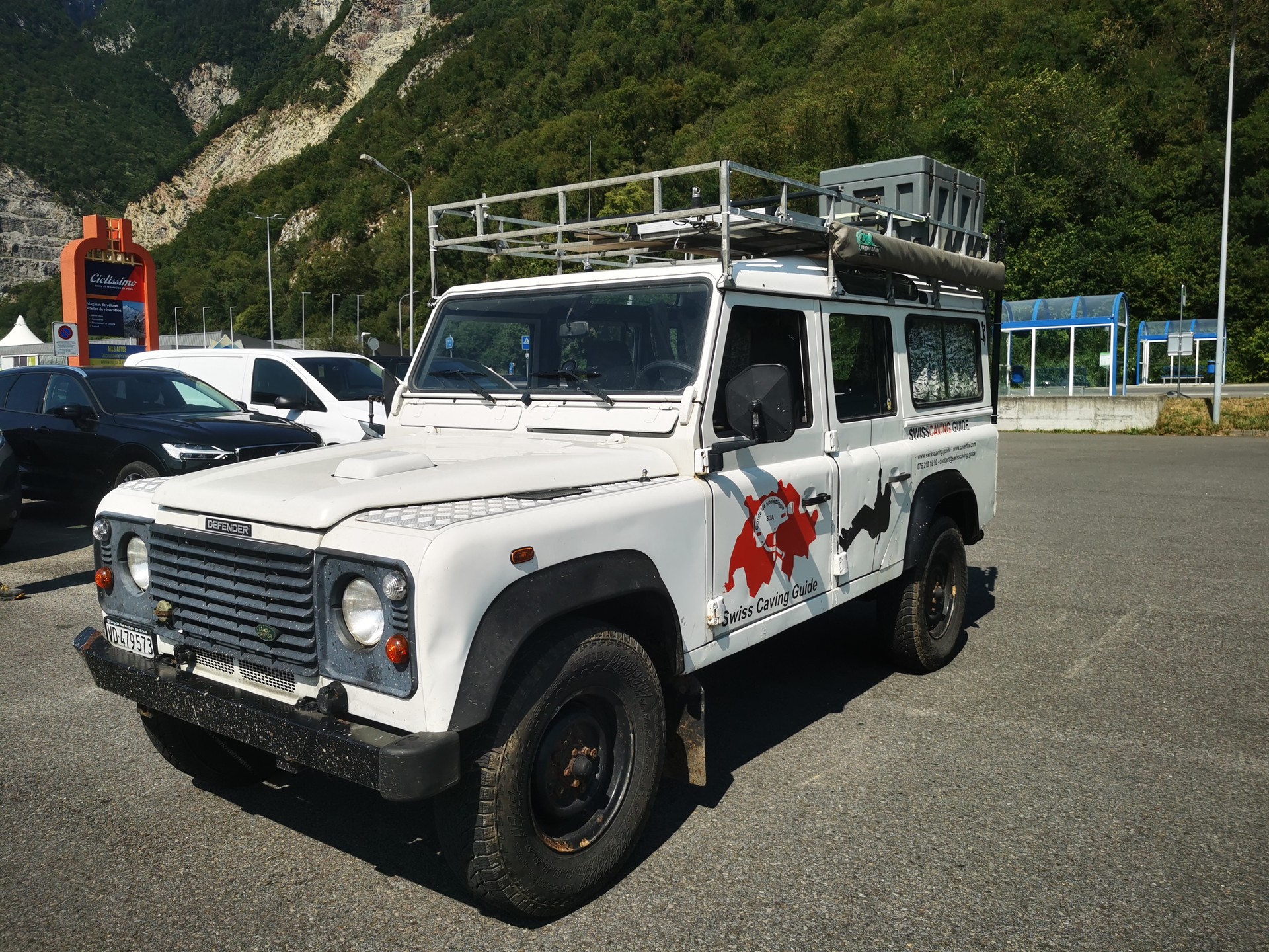 LAND ROVER Defender 110 SW 2.5 Td5-image-1